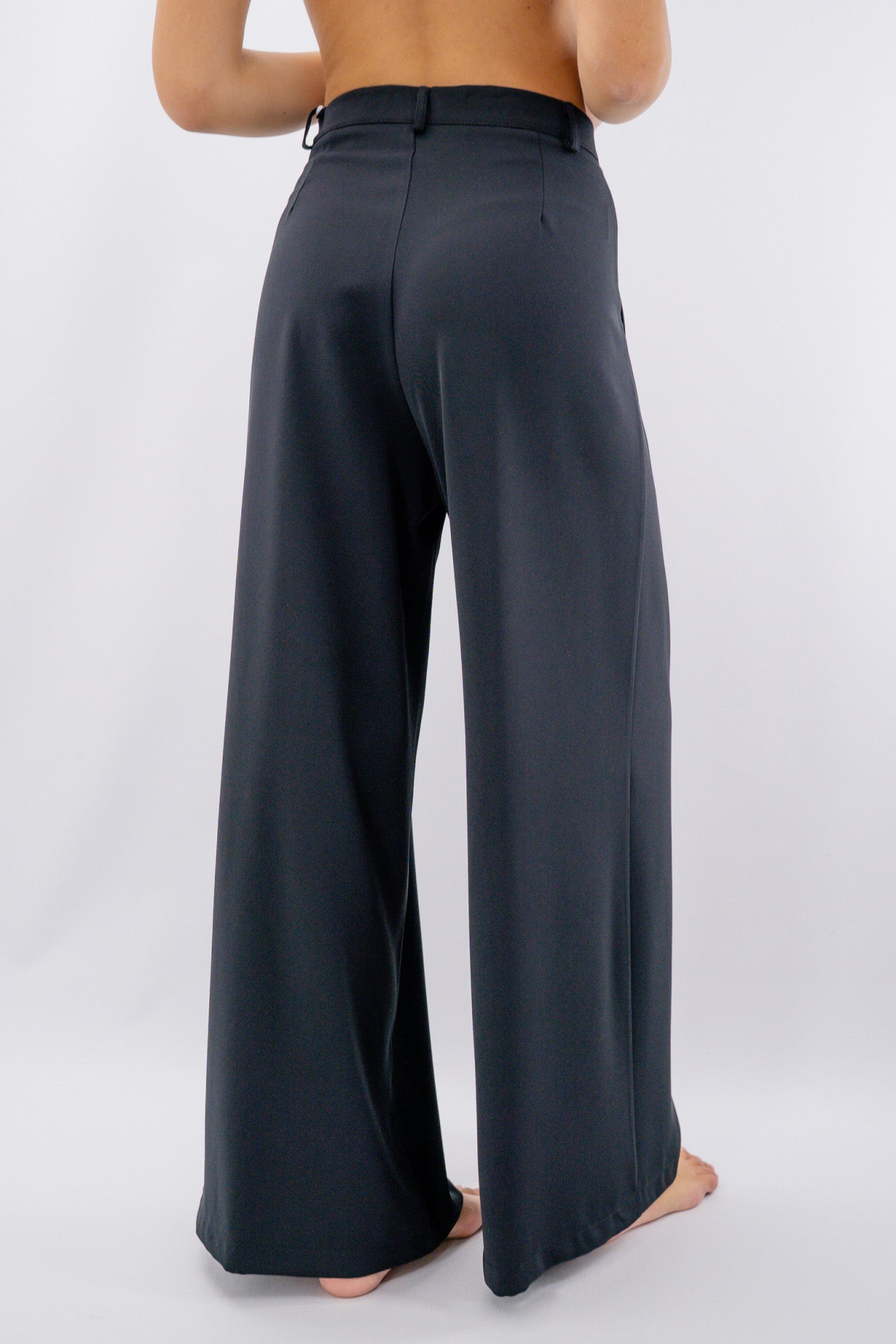 Pantalone palazzo in tessuto fluido