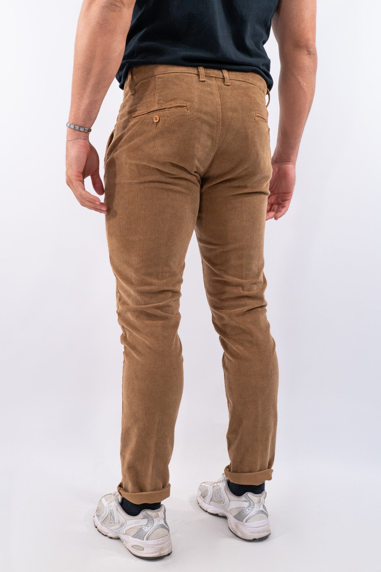 Pantalone in velluto a coste sottili