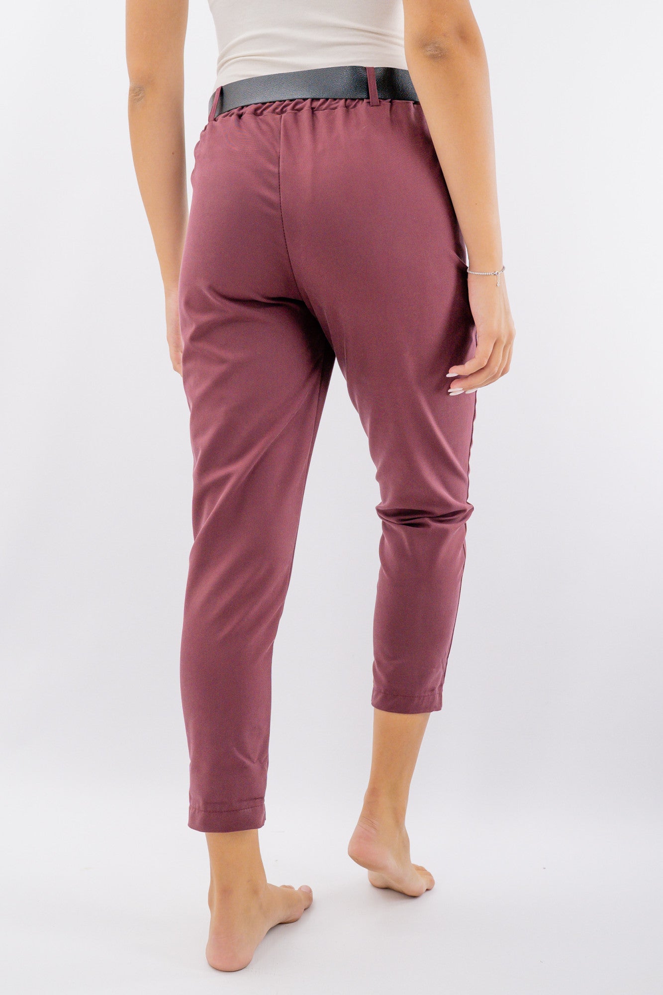 Pantalone con tasche a filo