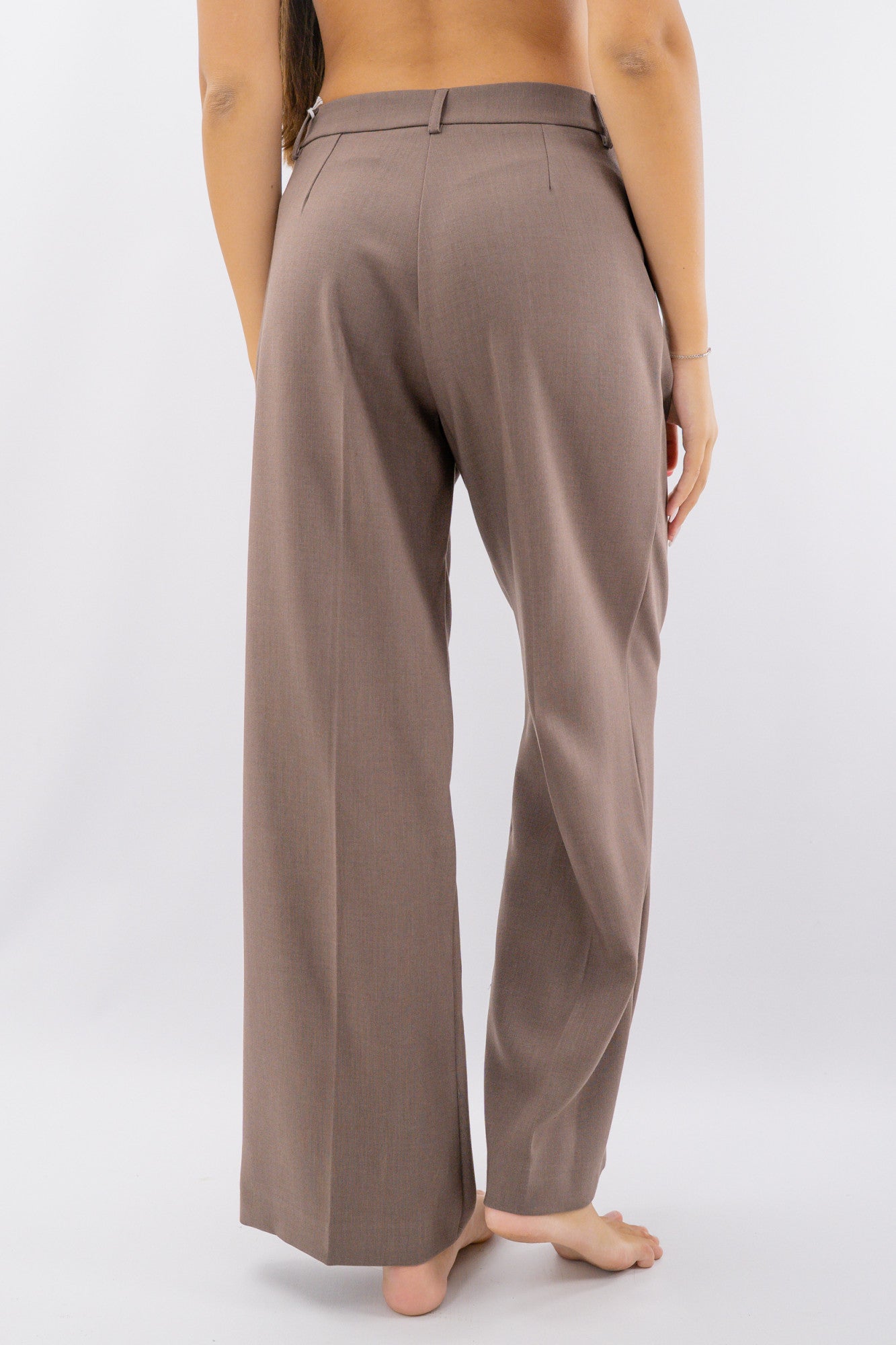 Pantalone palazzo con pinces