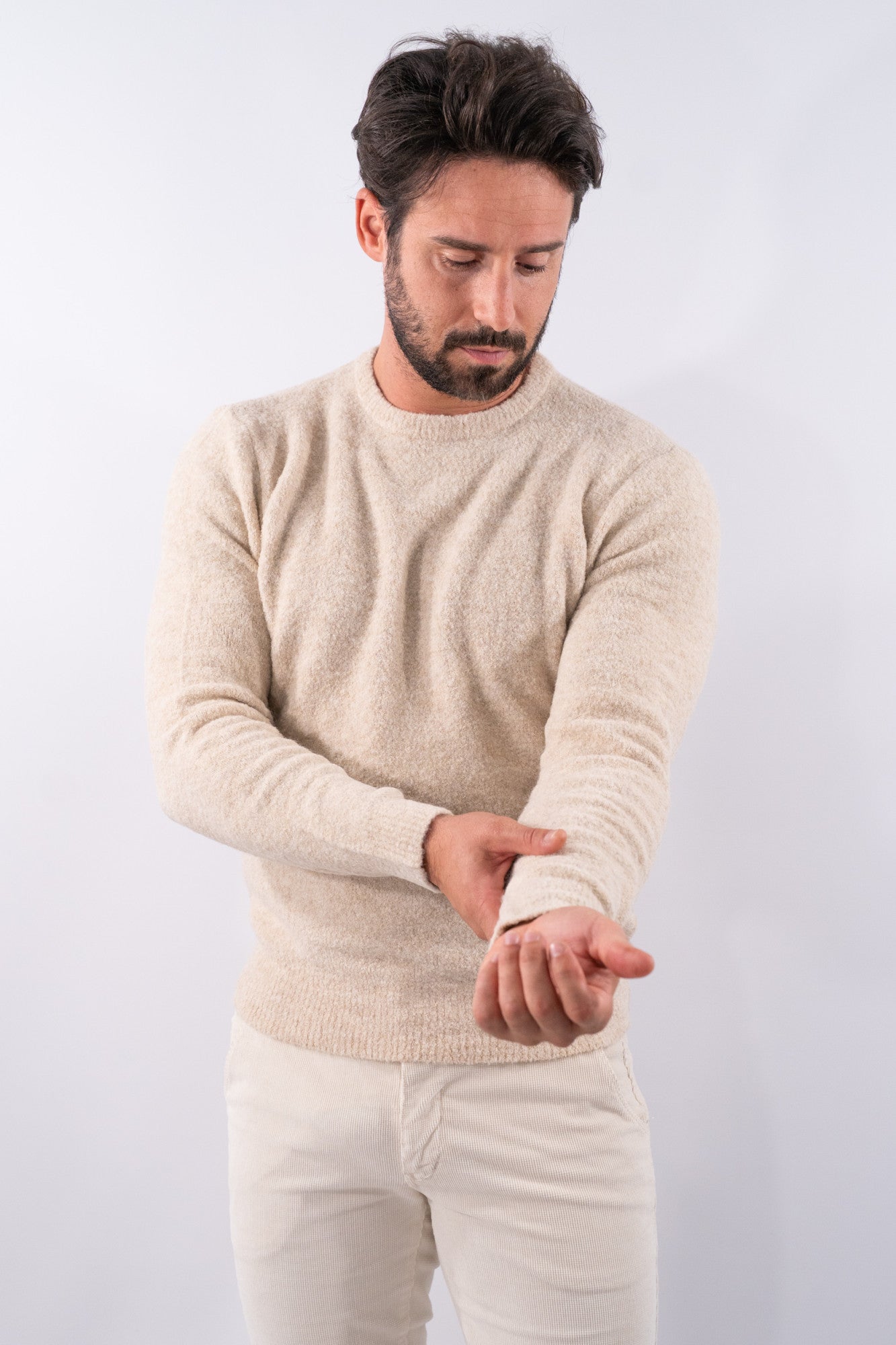 Maglia girocollo in filato bouclé