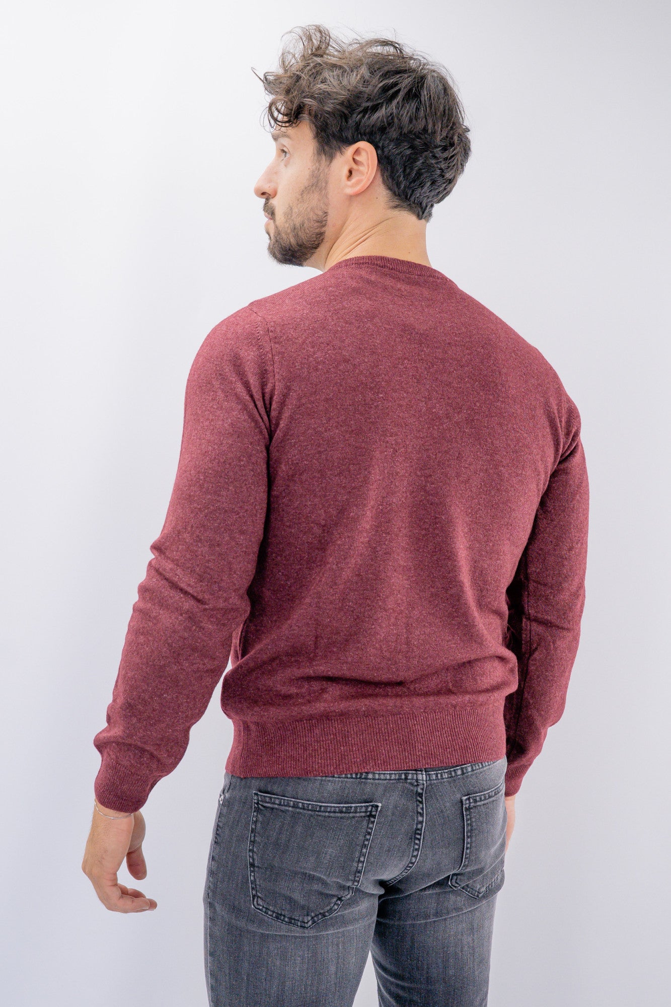 Maglia girocollo in lana e cachemire