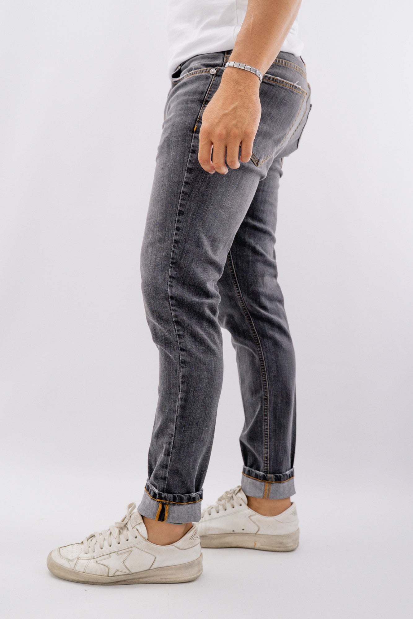 Jeans regular lavaggio grigio in cotone elasticizzato