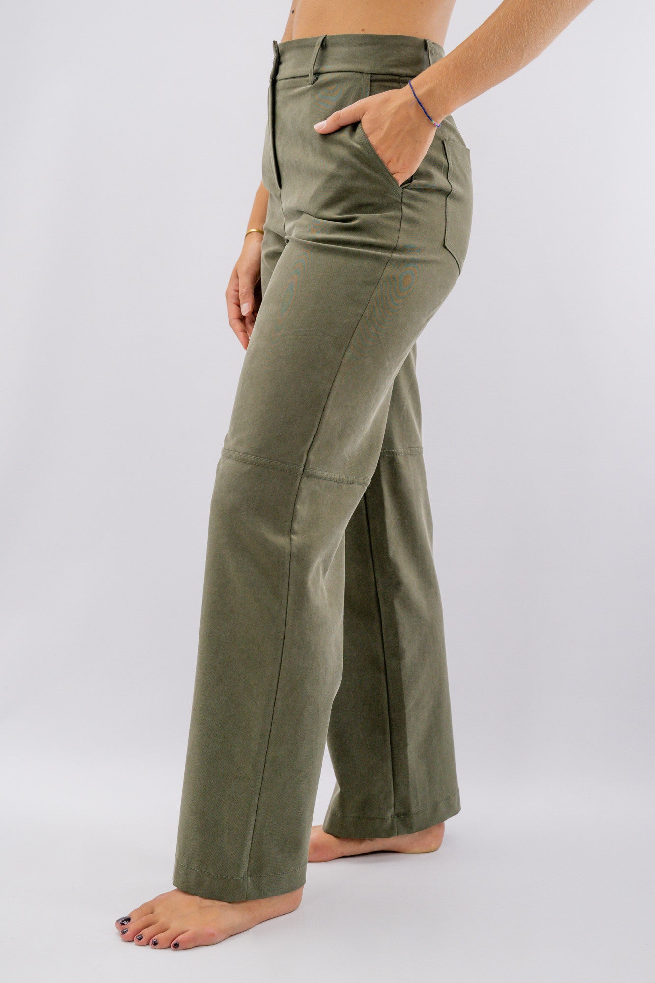 Pantalone palazzo  con cucitura al ginocchio