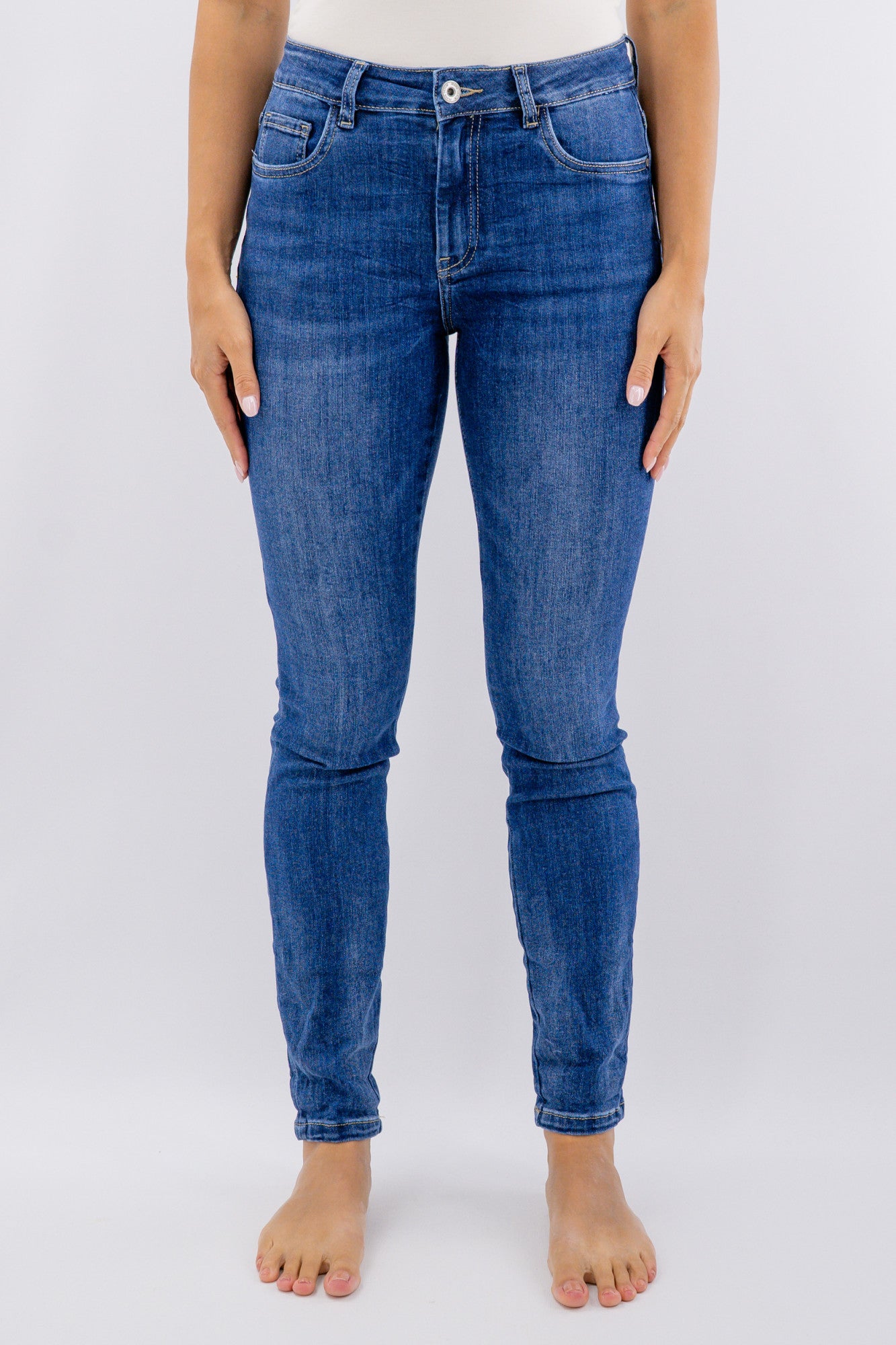 Jeans skinny a vita regolare con comfort stretch