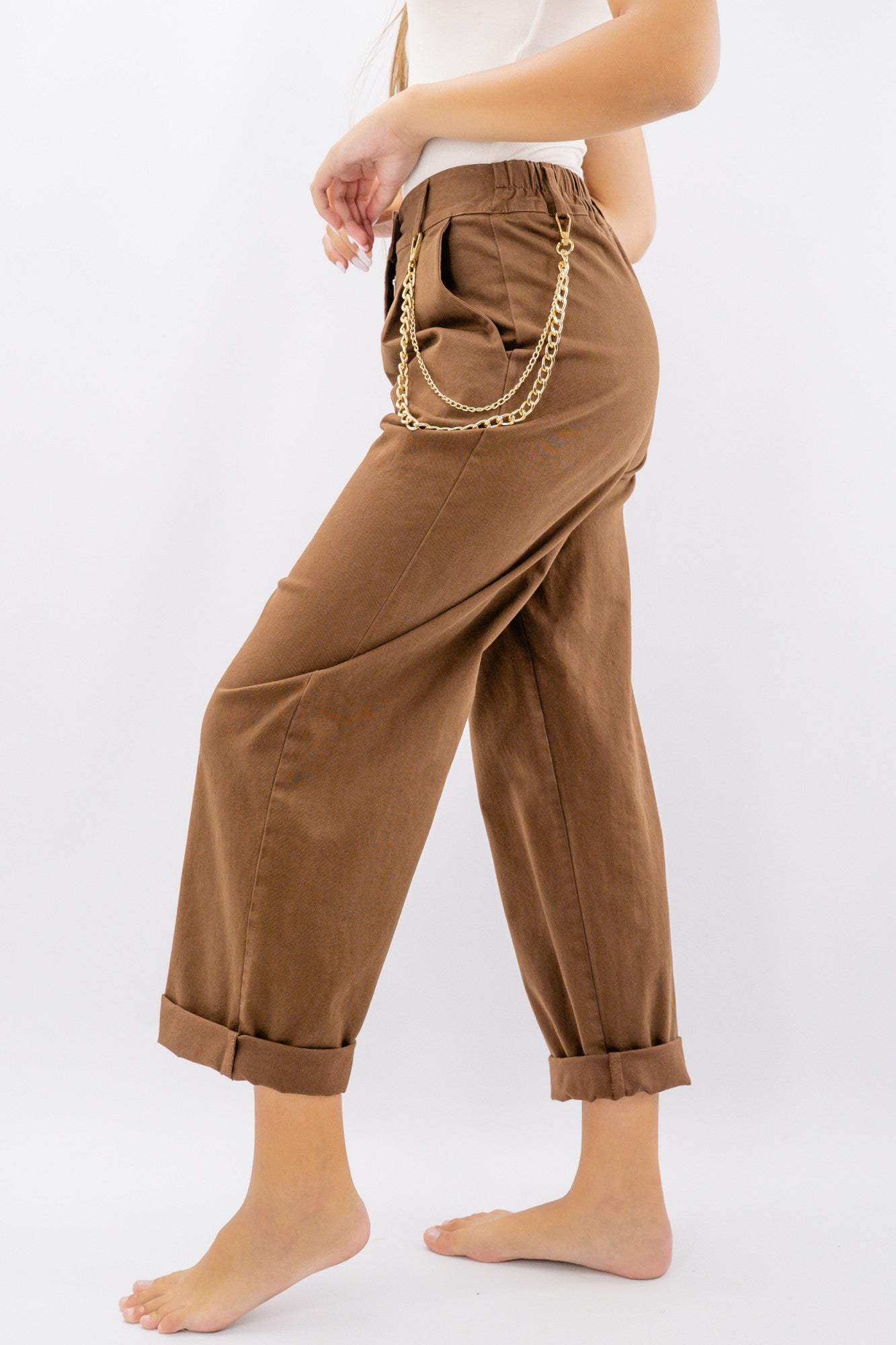 Pantalone a vita alta simil ovetto con pinces