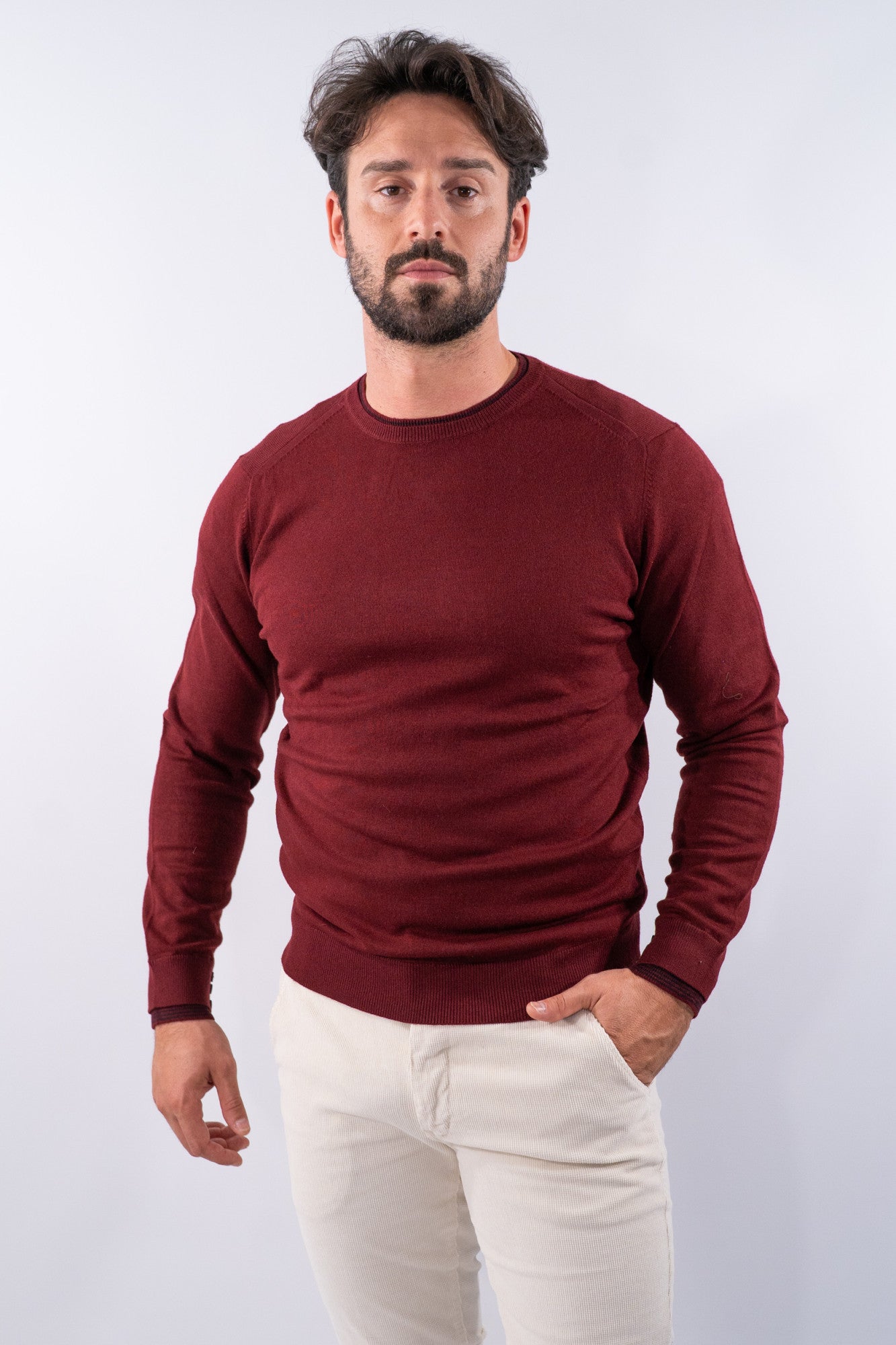 Maglia girocollo con toppe e doppio collo