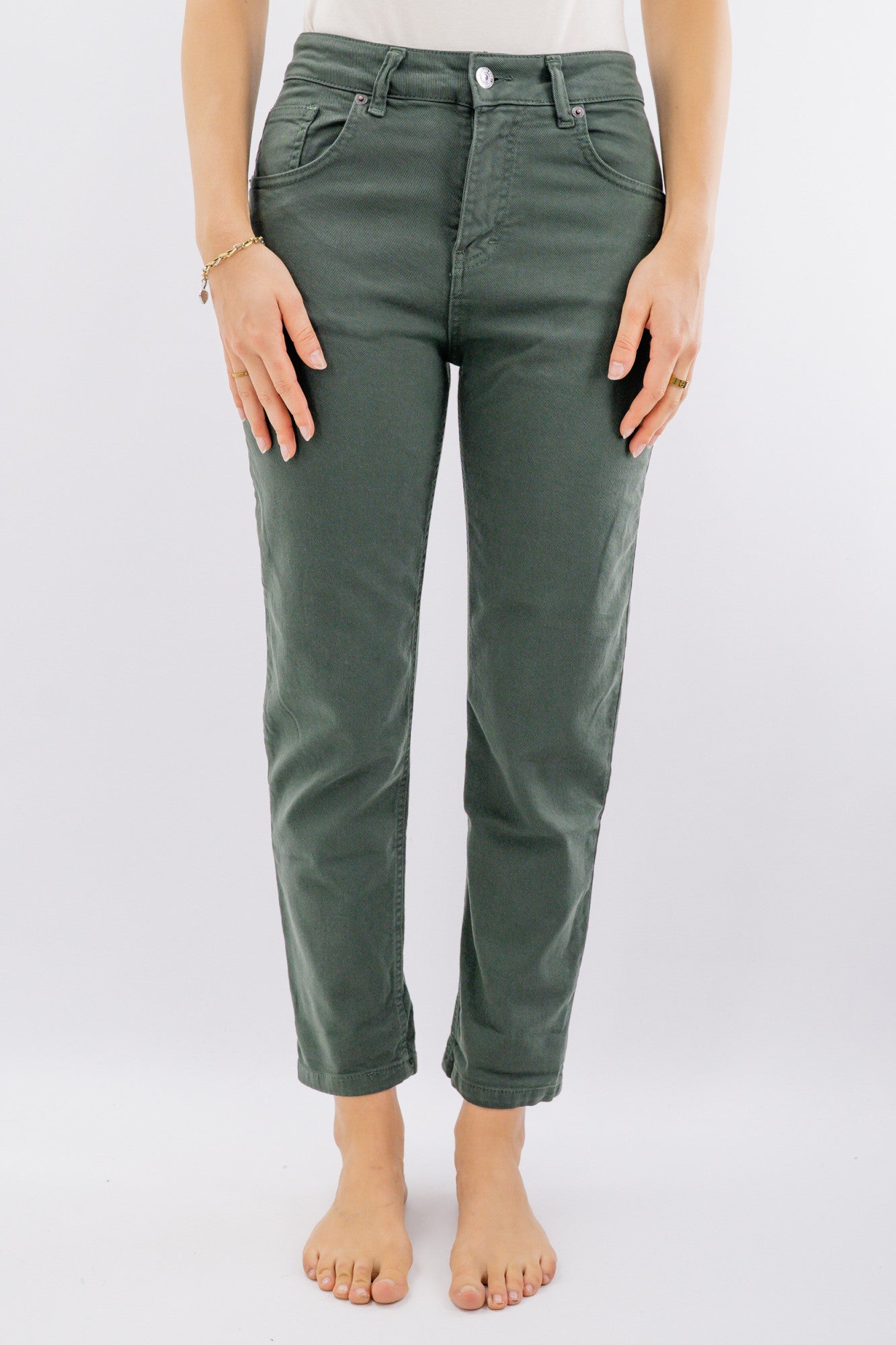 Pantaloni 5 tasche in twill stretch con fit dritto con x posteriore