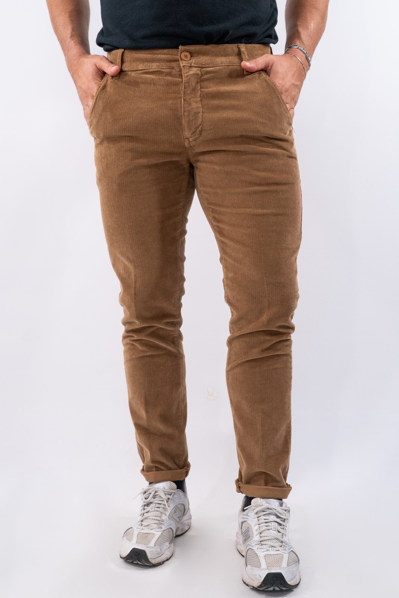Pantalone in velluto a coste sottili