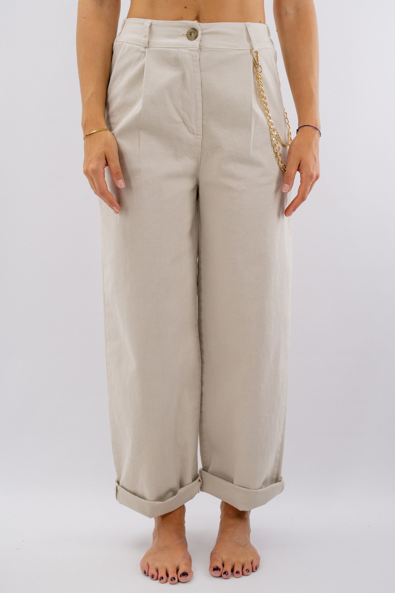 Pantalone a vita alta simil ovetto con pinces