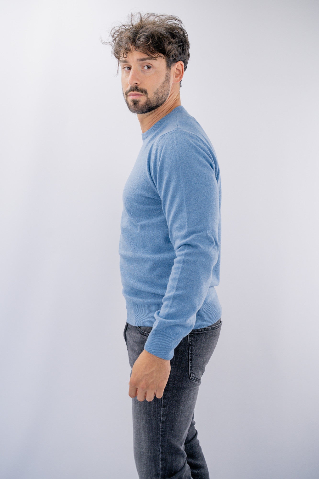 Maglia girocollo in lana e cachemire