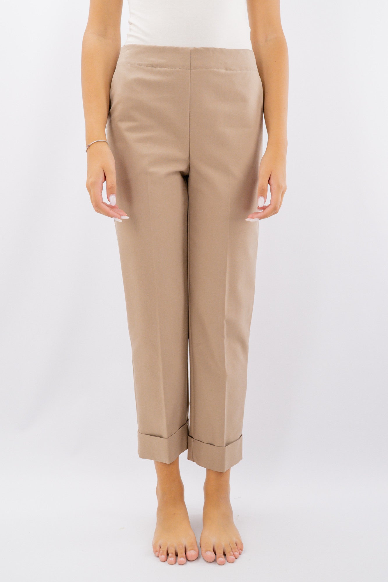 Pantalone gamba asciutta con risvolto alto