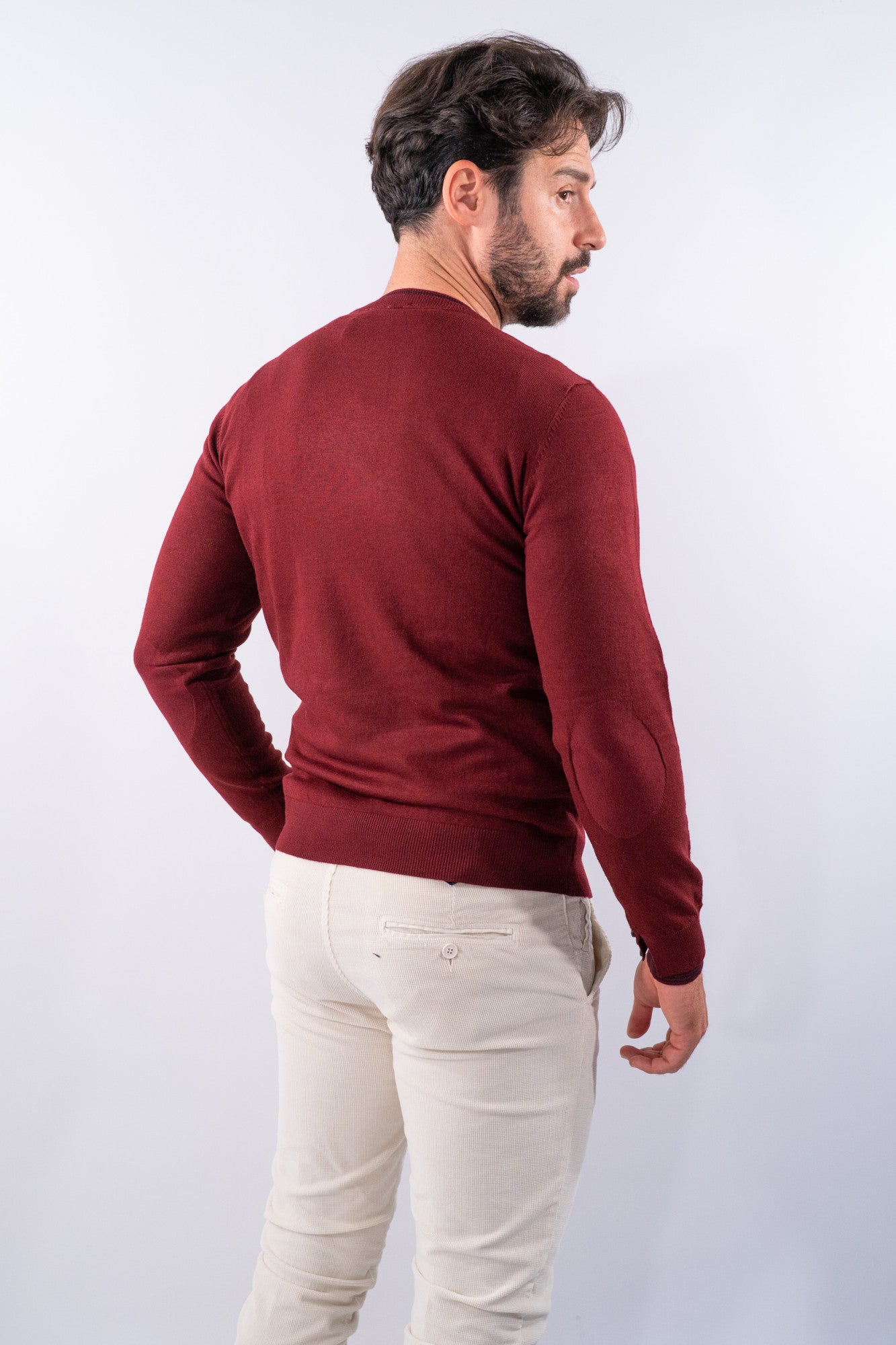 Maglia girocollo con toppe e doppio collo