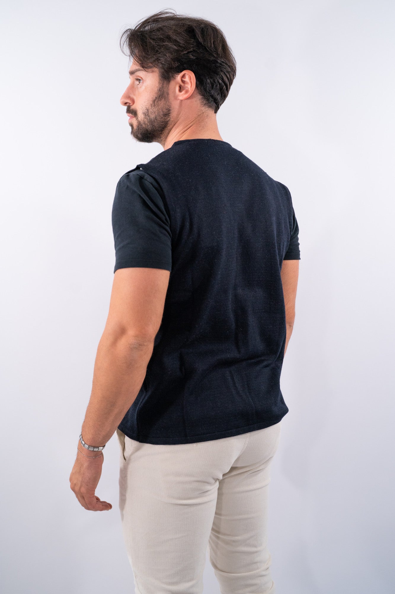 Gilet in maglia con scollo a V e  bottoni