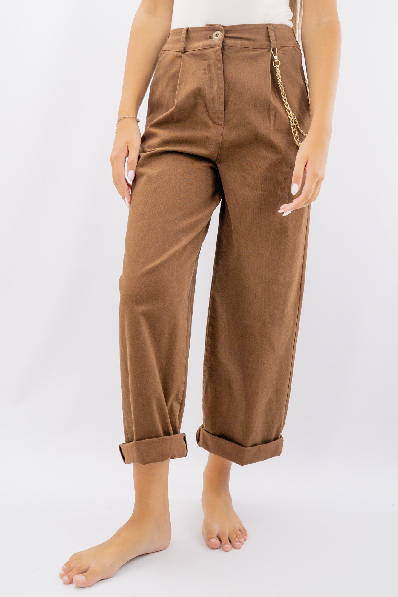 Pantalone a vita alta simil ovetto con pinces