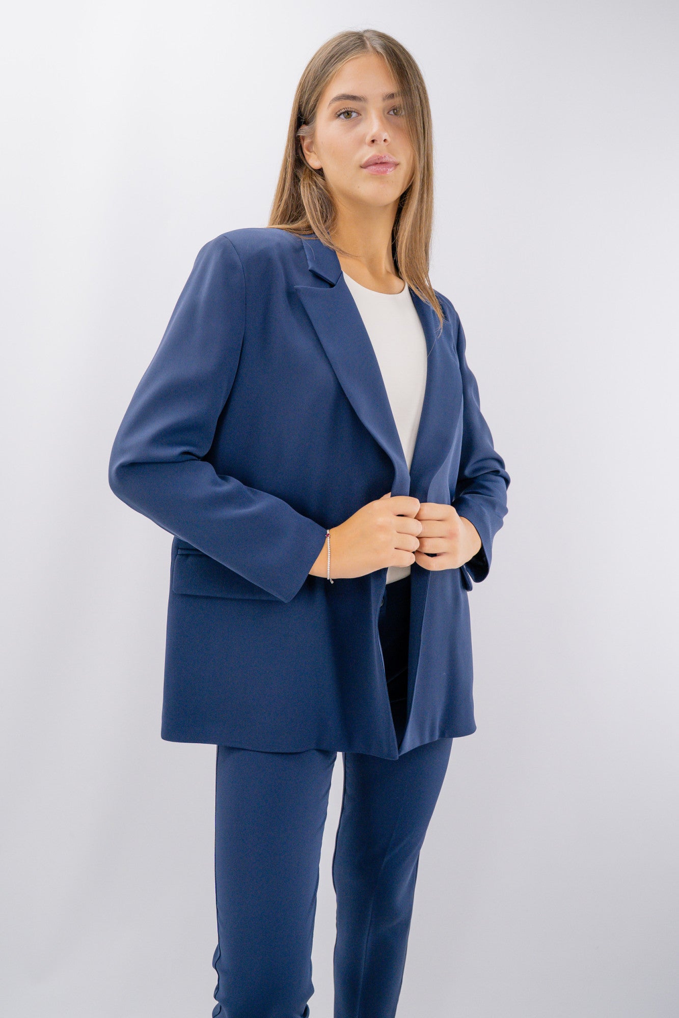 Blazer doppiopetto in tessuto fluido foderato