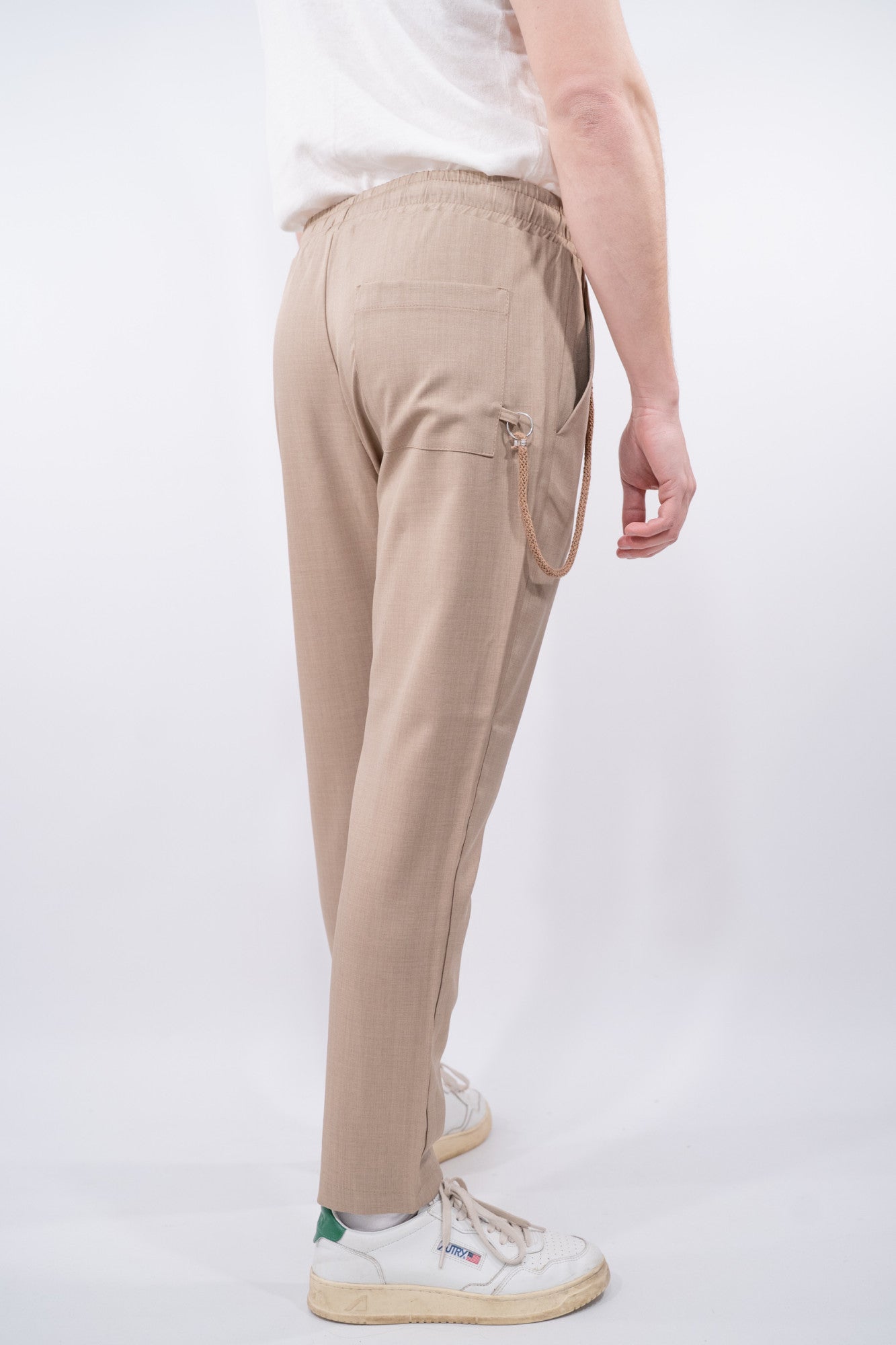 COLOR::BEIGE::4