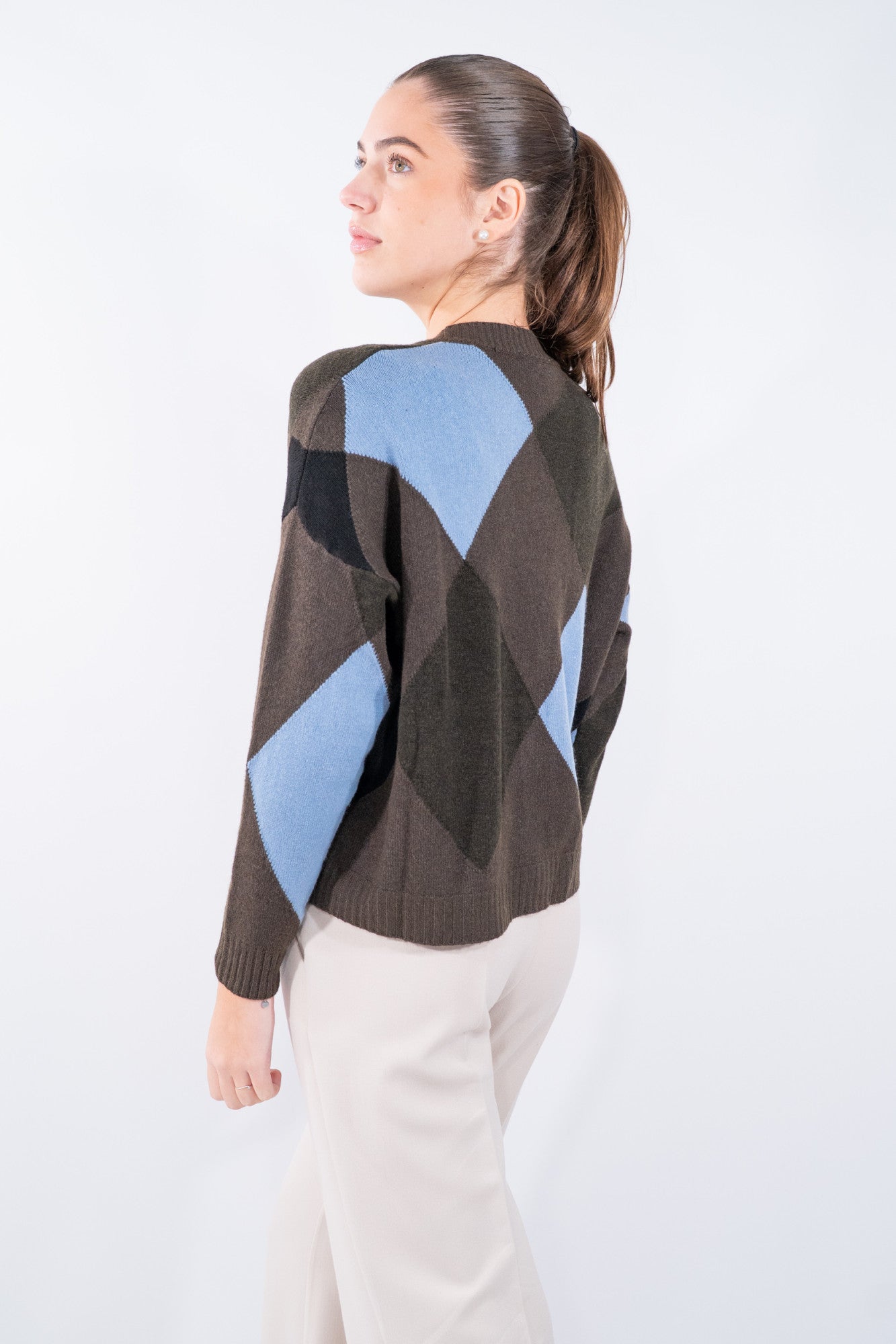 Cardigan a rombi con bottoni gioiello