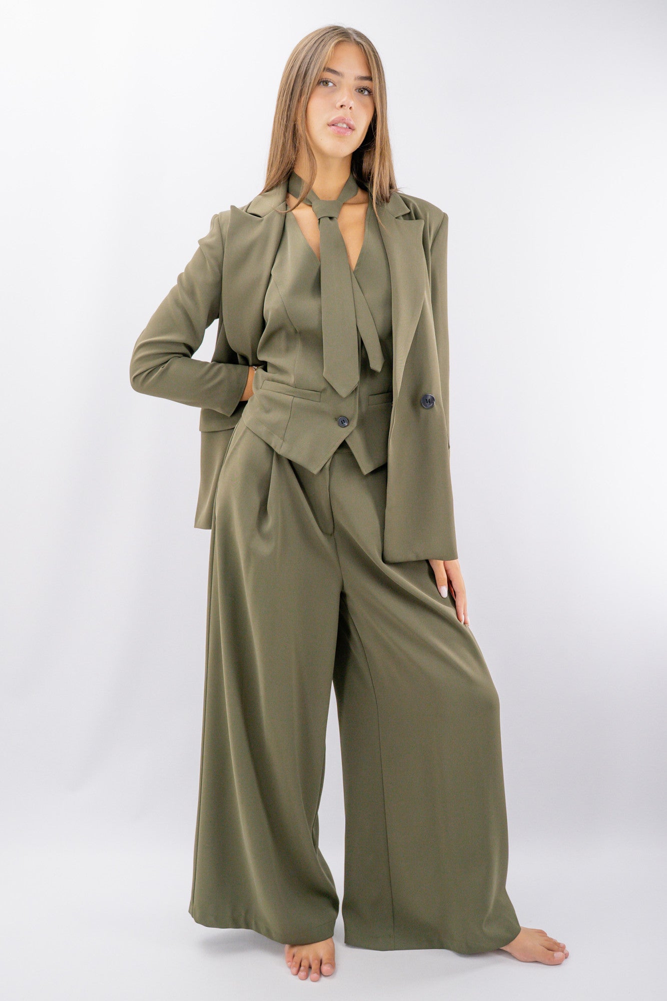 Blazer doppiopetto in tessuto fluido foderato