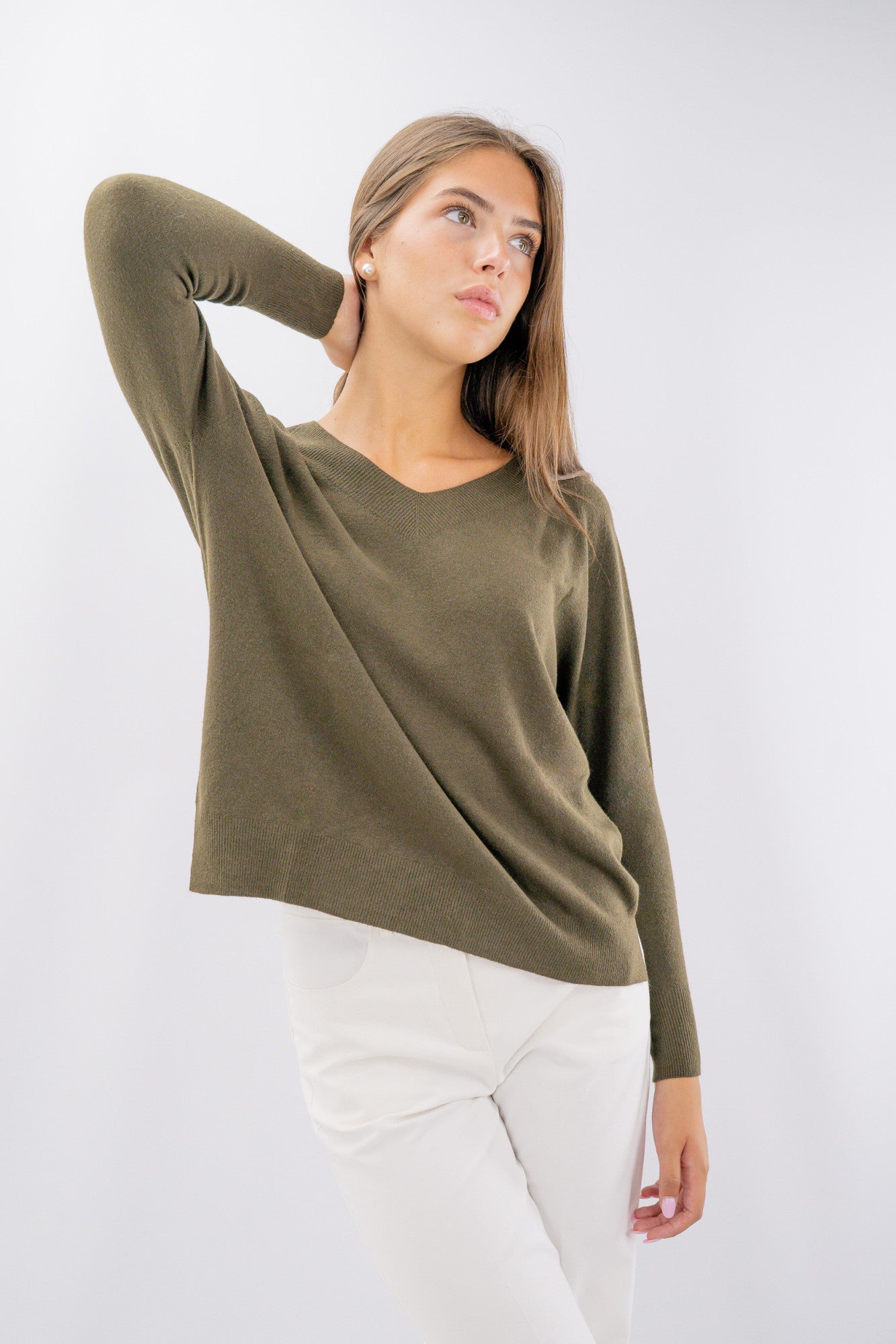 Maglia scollo a V fronte e retro