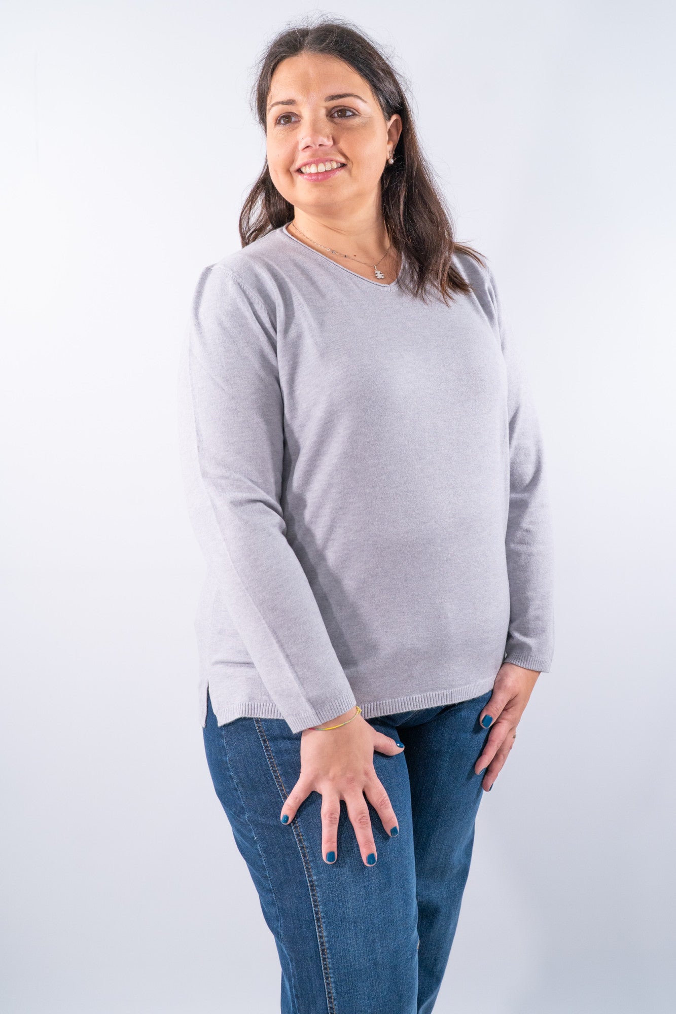 Maglia scollo a V con spacchi