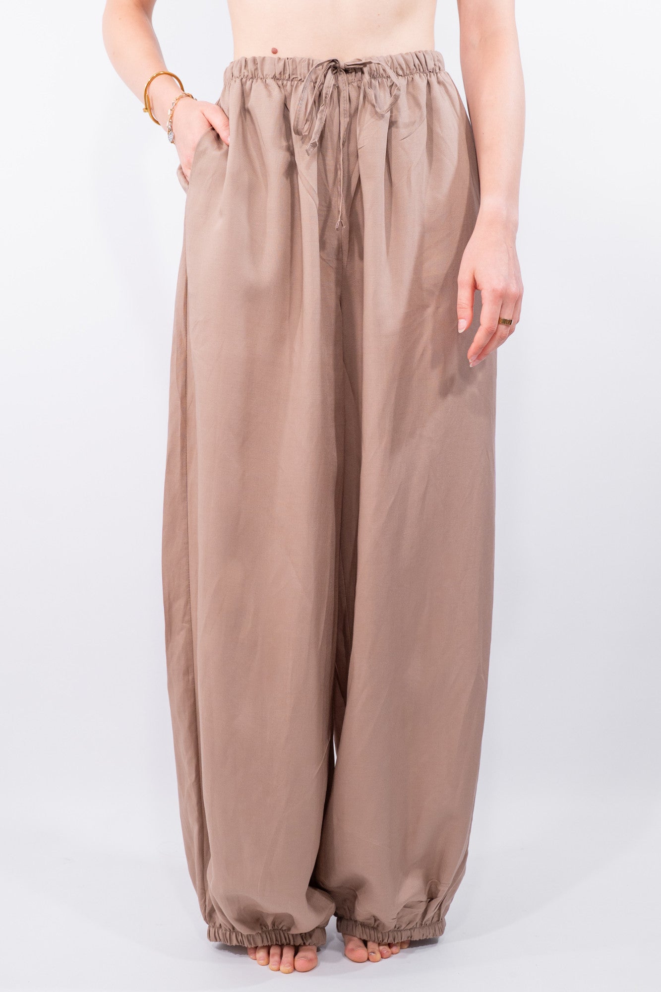 COLOR::BEIGE::2