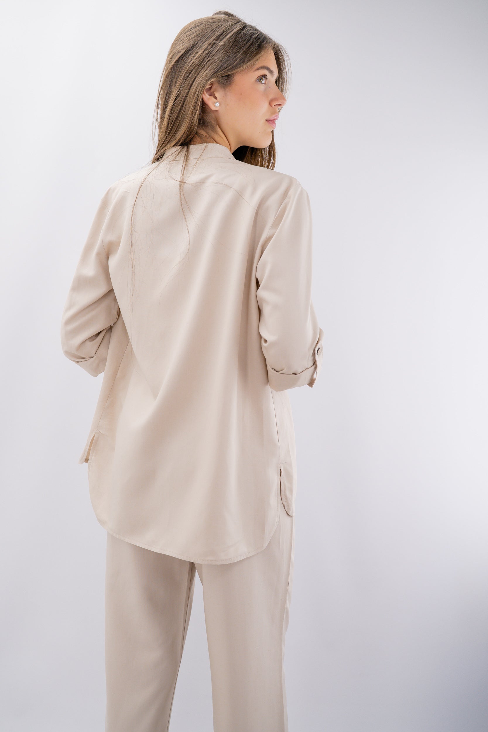 Camicia con manica 3/4 in lino