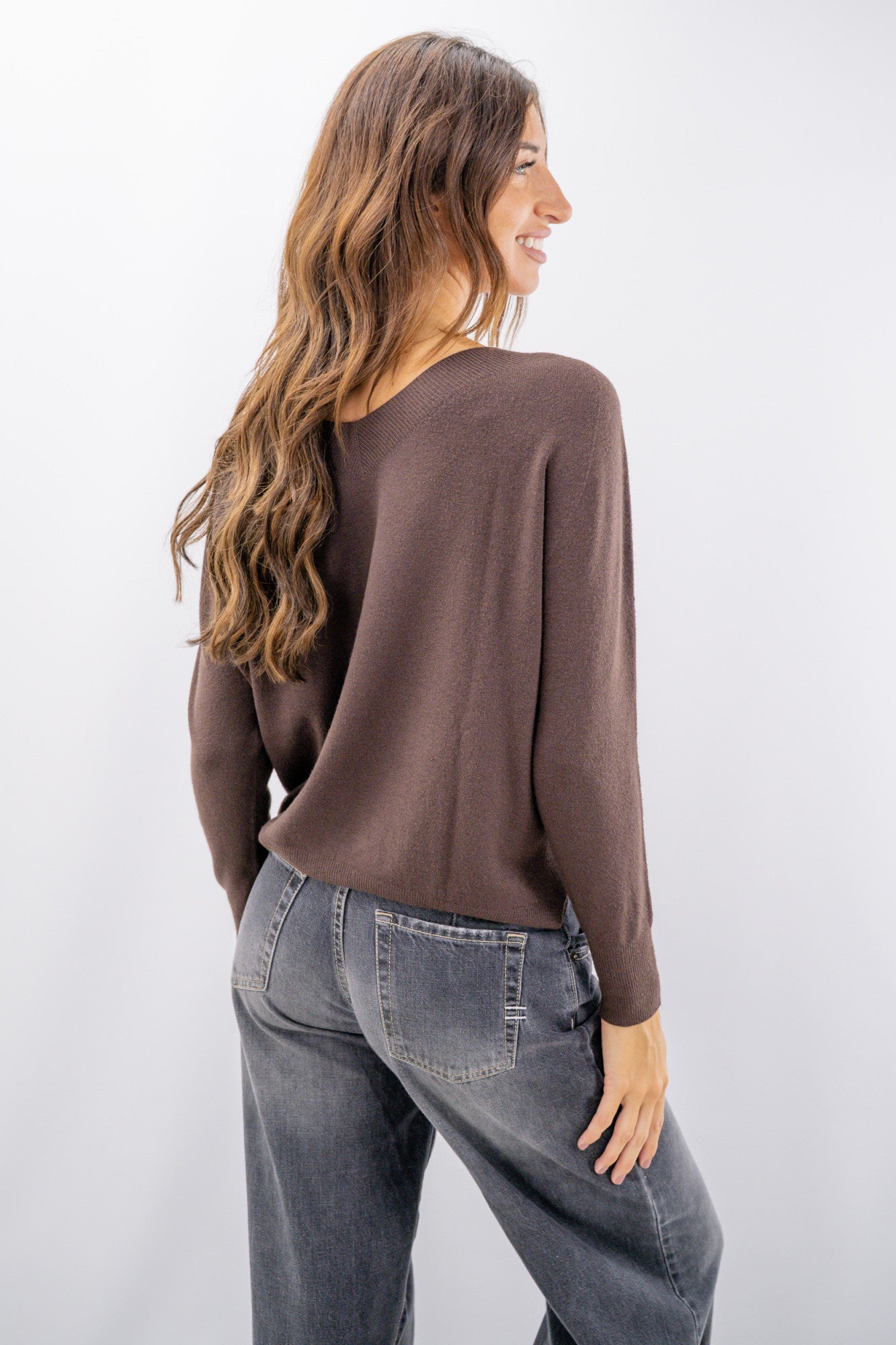 Maglia scollo a V fronte e retro