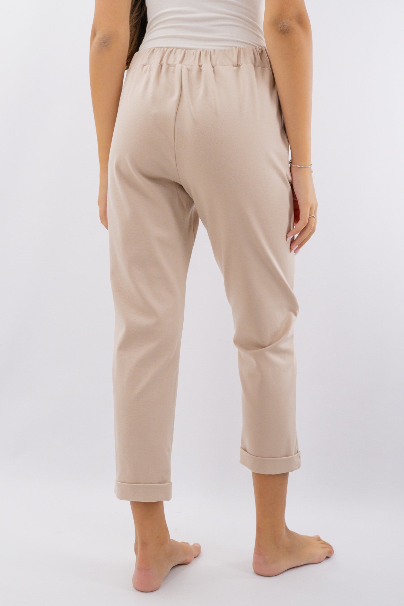 Pantalone in punto roma con risvoltino sul fondo