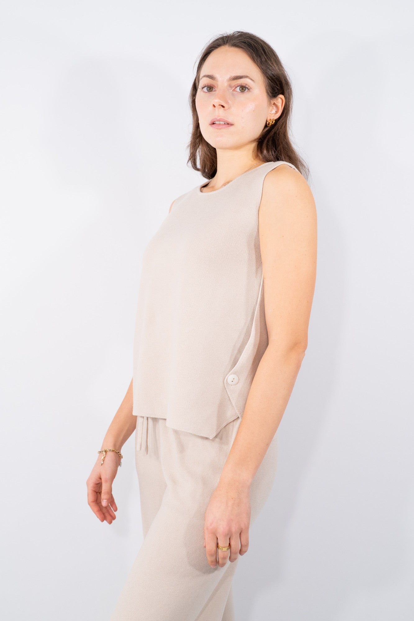 Gilet in maglia con bottoni laterali