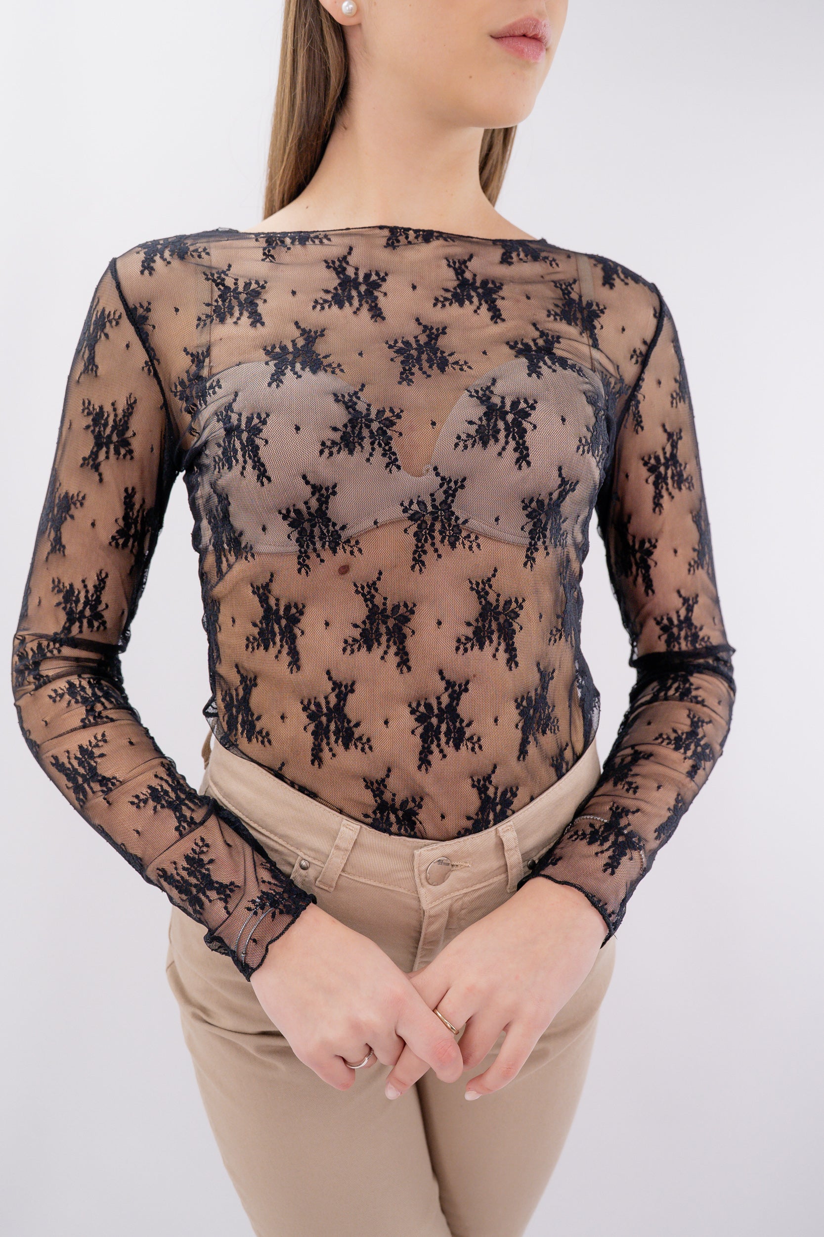 Maglia a maniche lunghe in pizzo floreale
