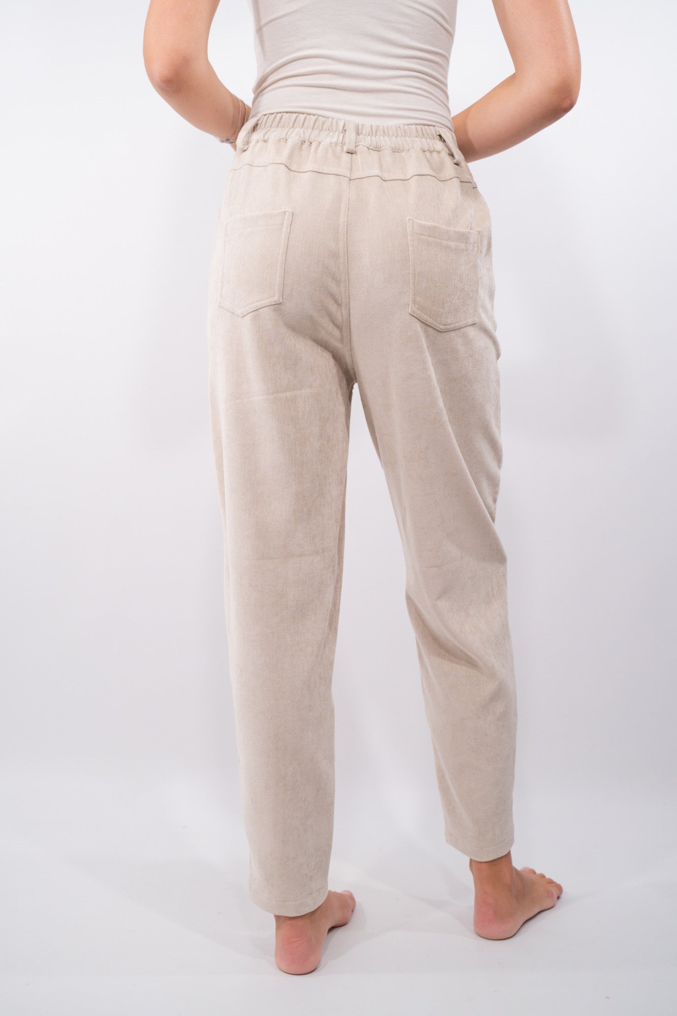COLOR::BEIGE::4