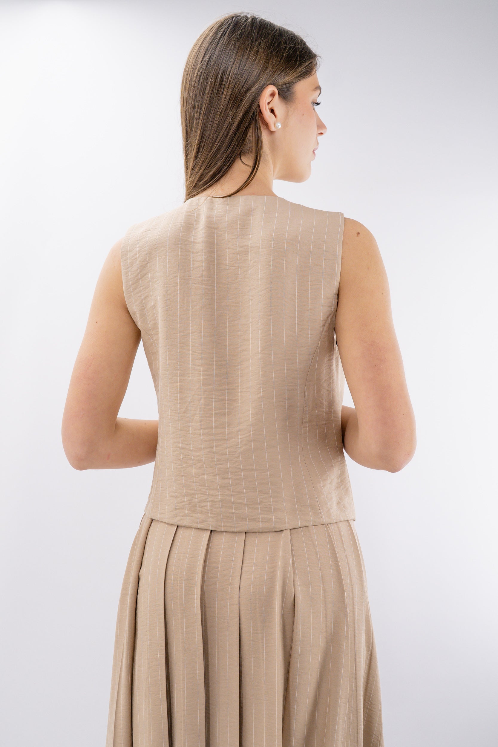 Gilet foderato gessato con stemma