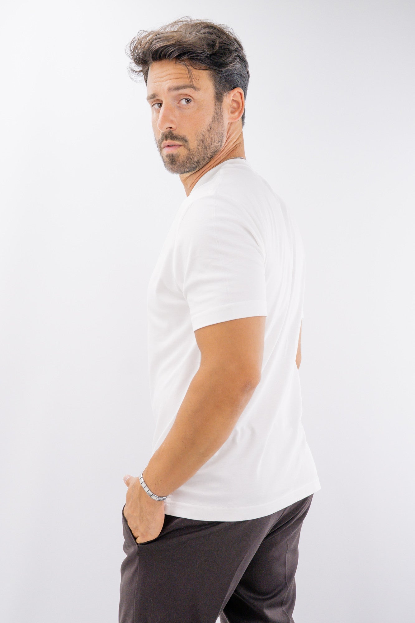 T‑shirt essenziale girocollo in cotone