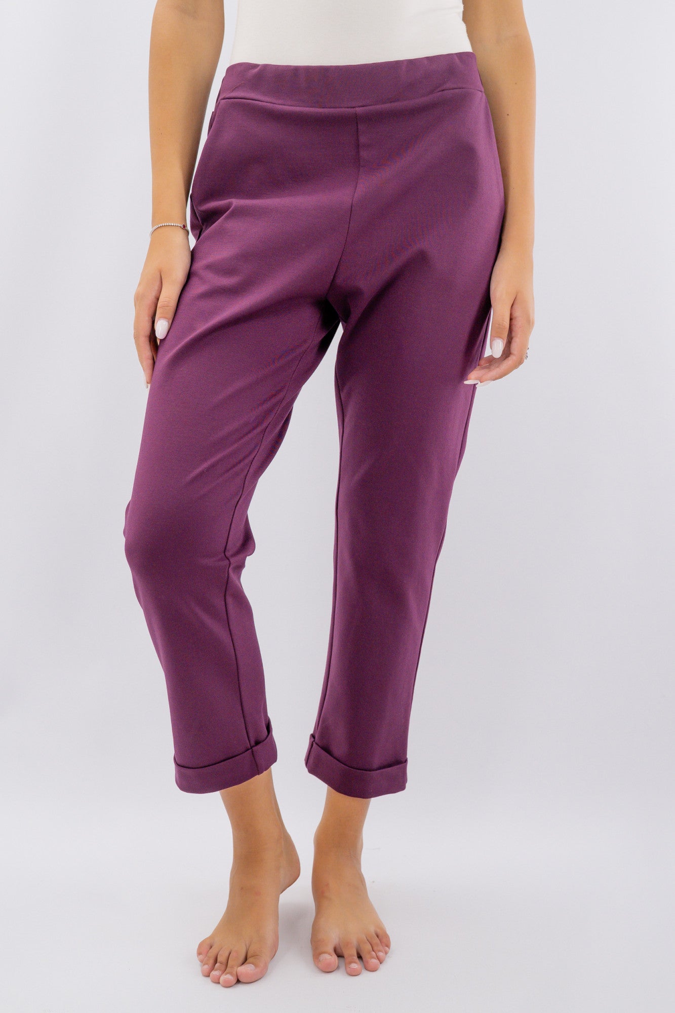 Pantalone in punto roma con risvoltino sul fondo