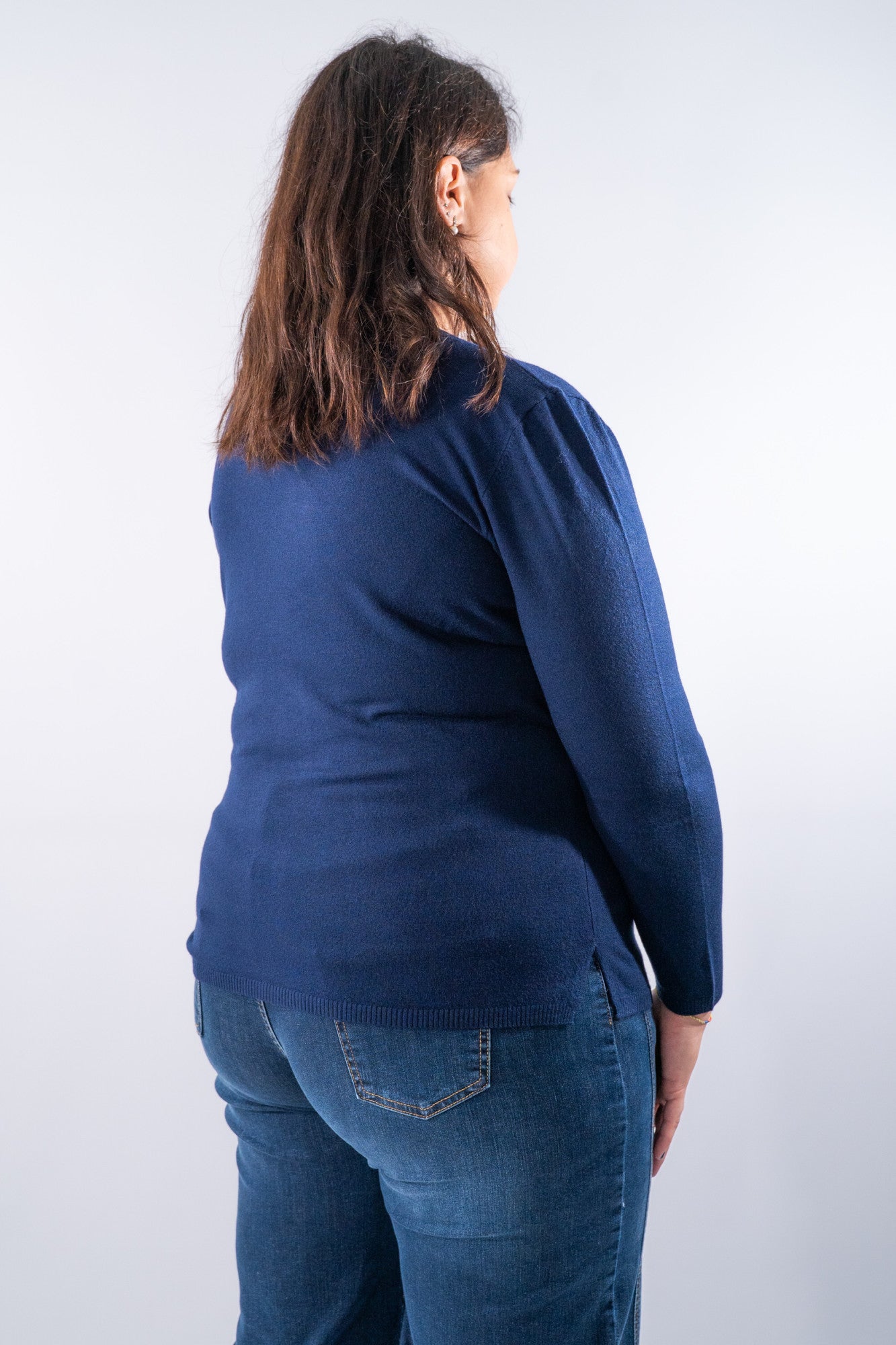 Maglia scollo a V con spacchi