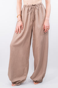 COLOR::BEIGE::1