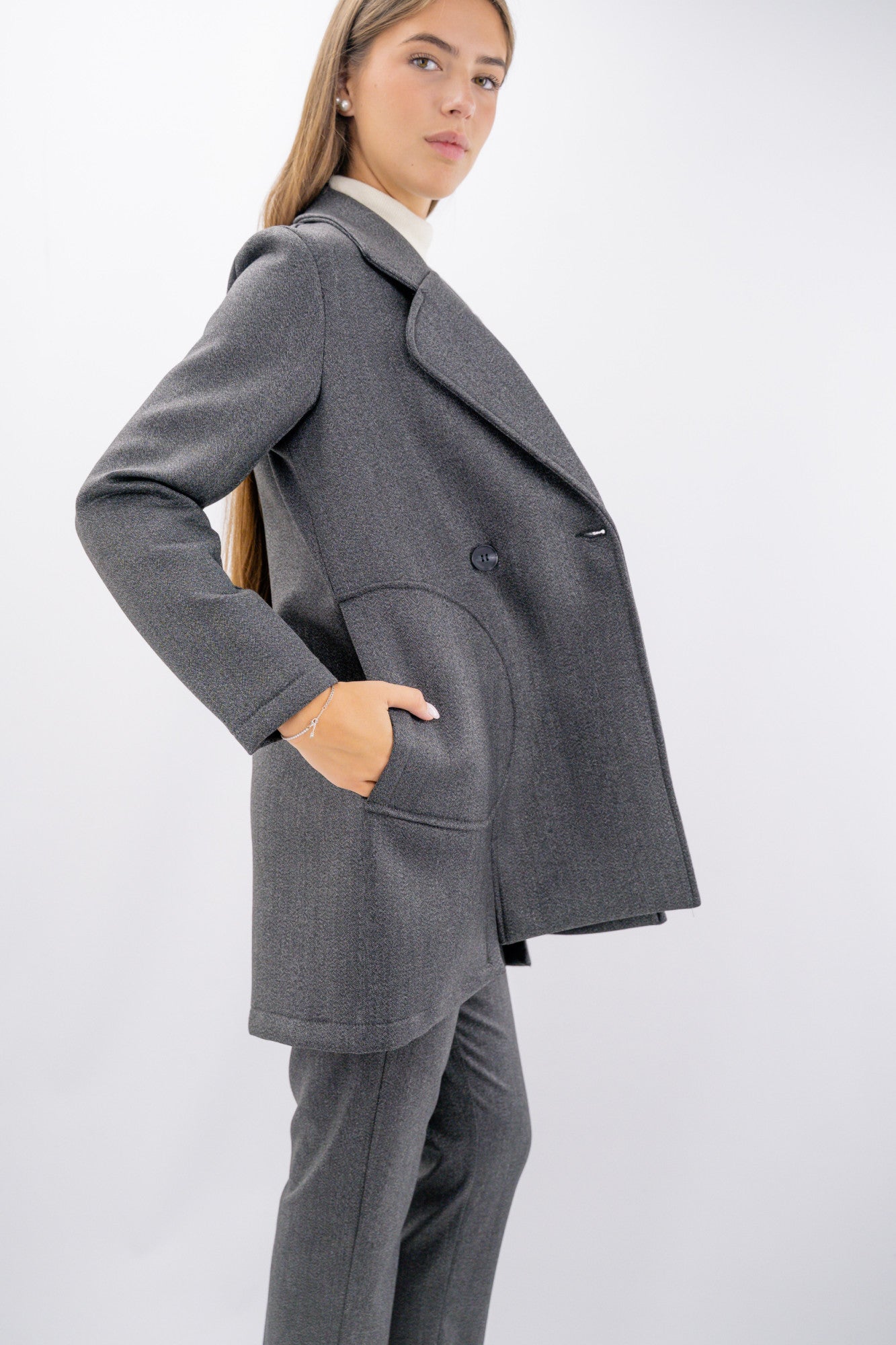 Cappotto midi in neoprene fantasia spina di pesce