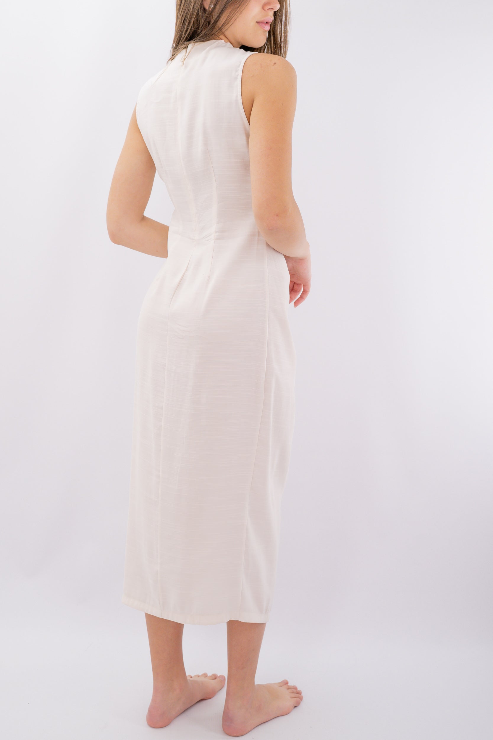 Abito midi con drappeggio laterale e spacco