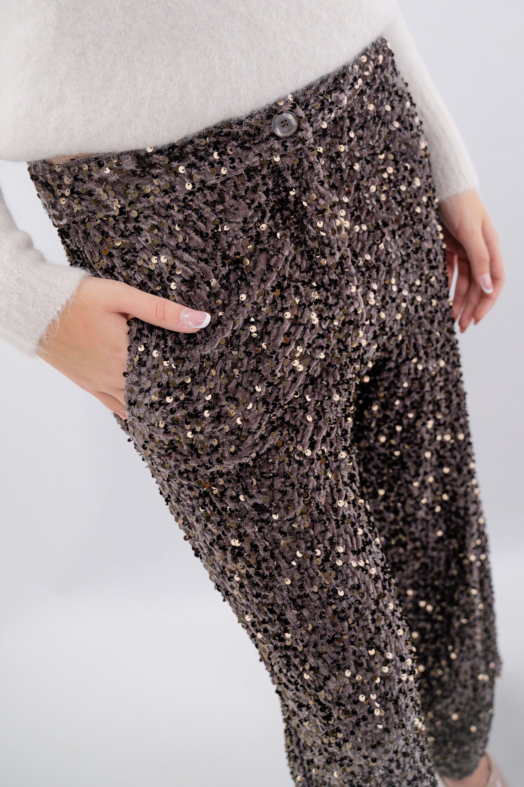 Pantalone palazzo con micro paillettes ed elastico