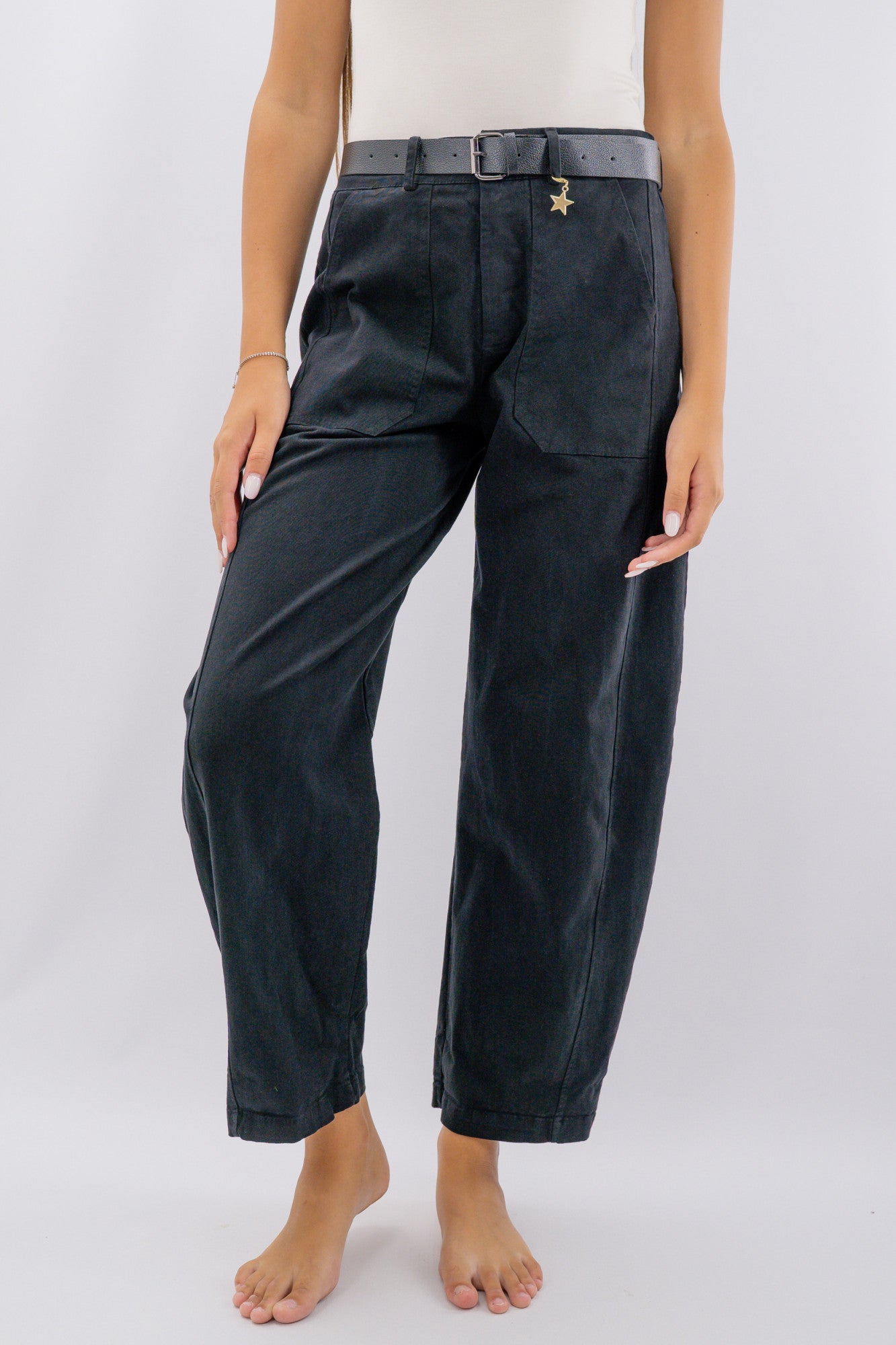 Pantalone ovetto con tasca marsupio