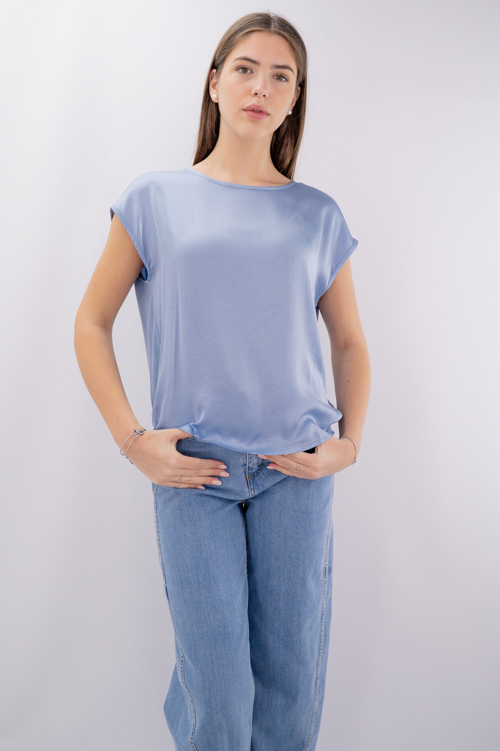 Blusa in viscosa satinata