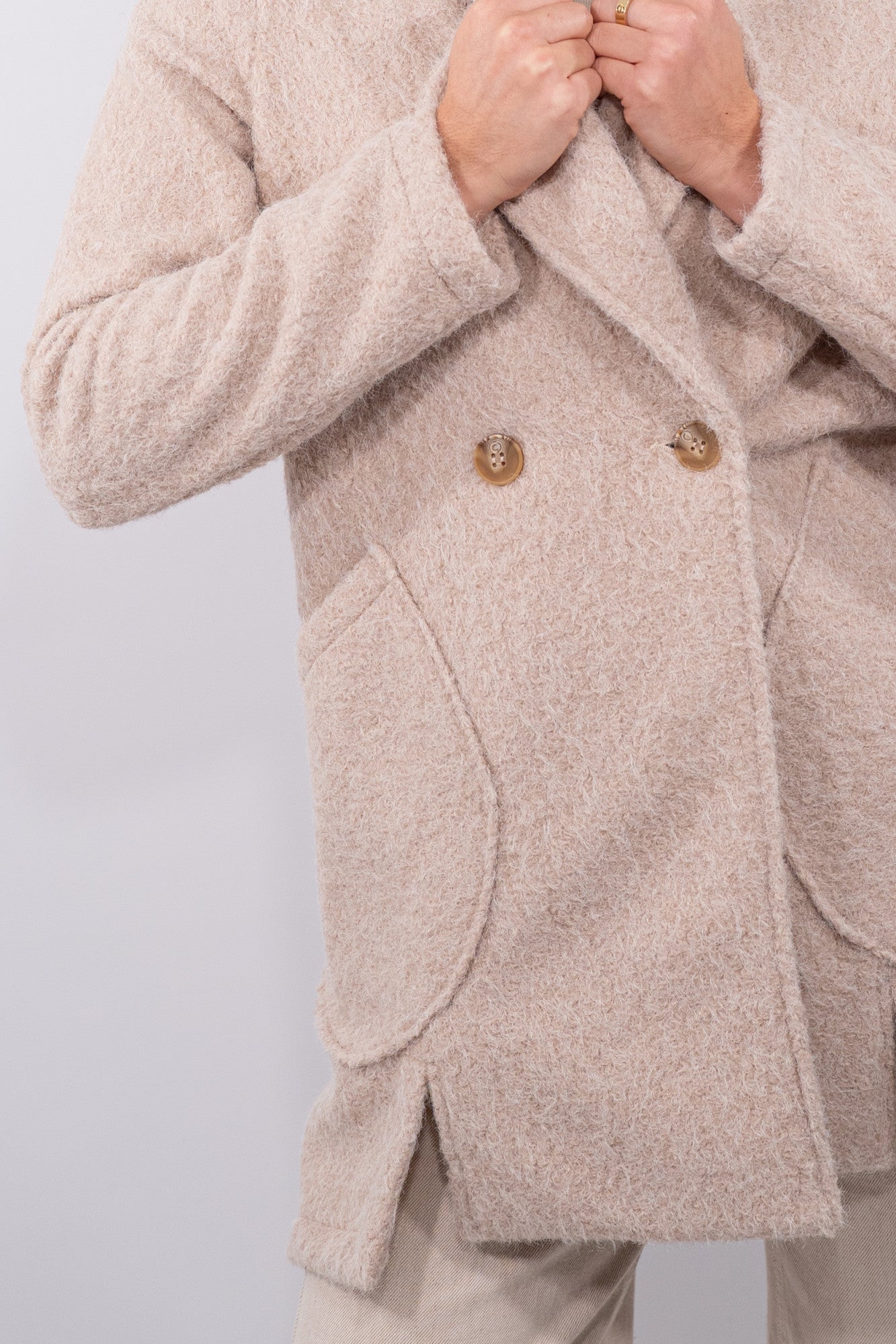 COLOR::BEIGE::2