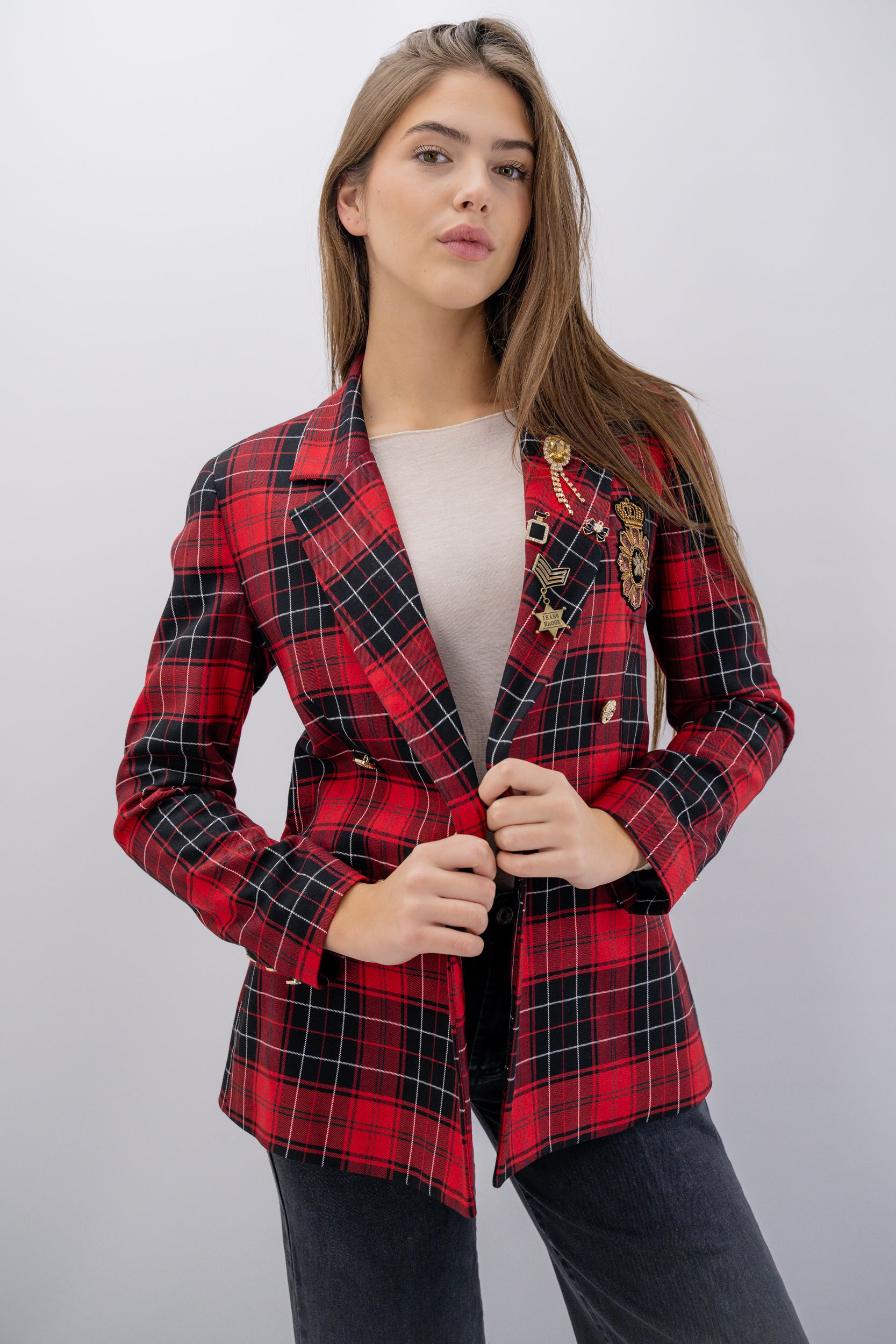 Giacca sfiancata in Tartan con applicazioni