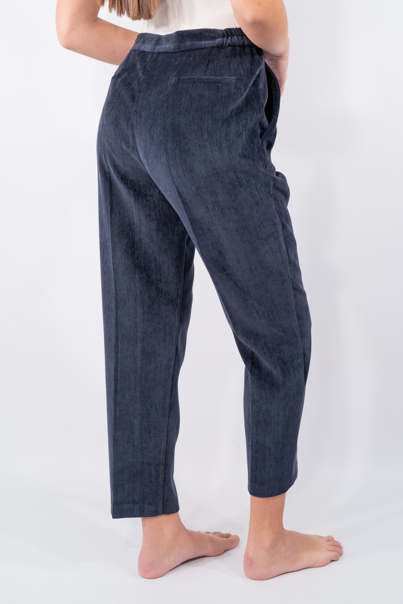 Pantalone sigaretta in tessuto semi velluto