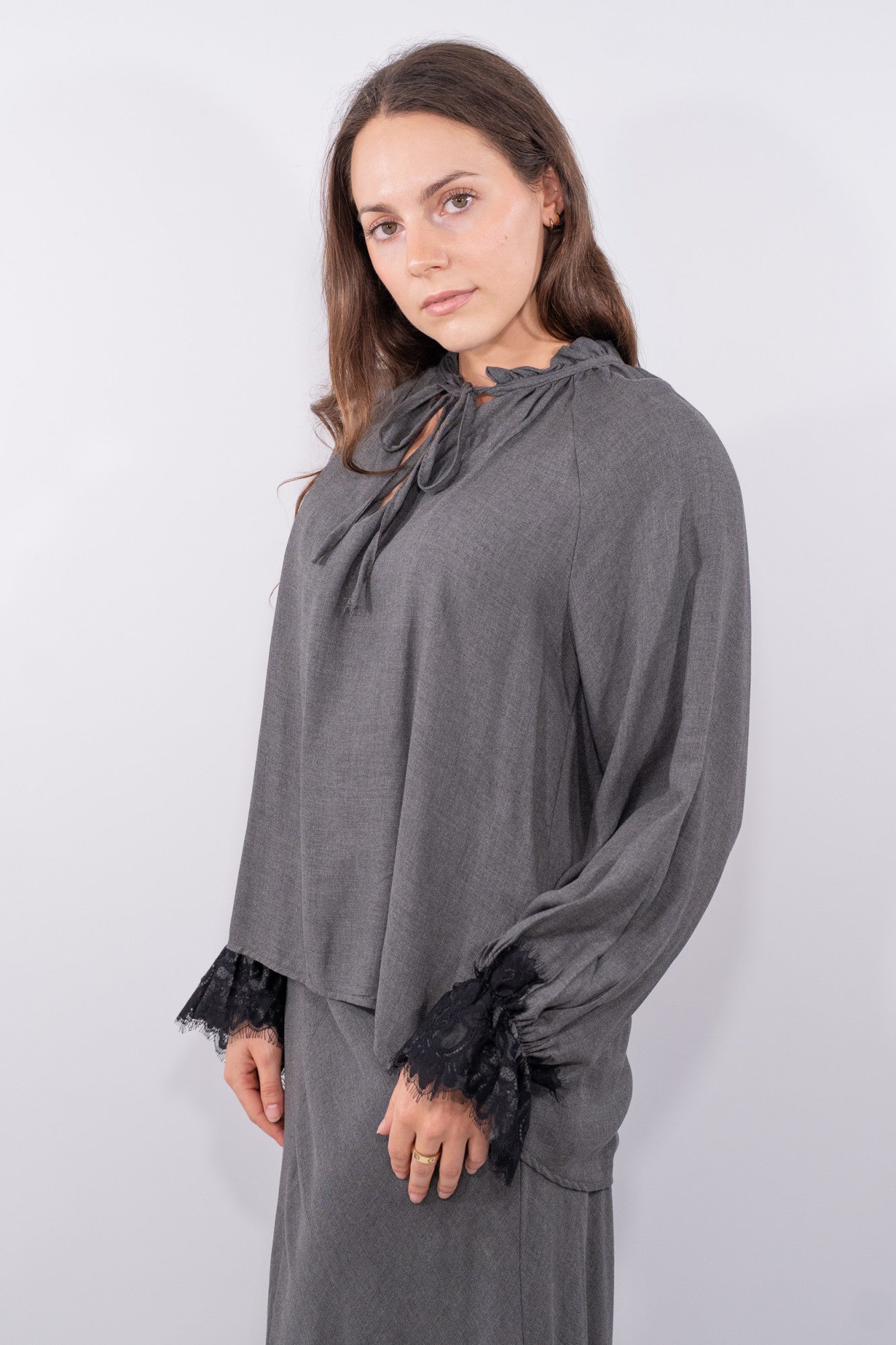 COLOR::GRIGIO::3