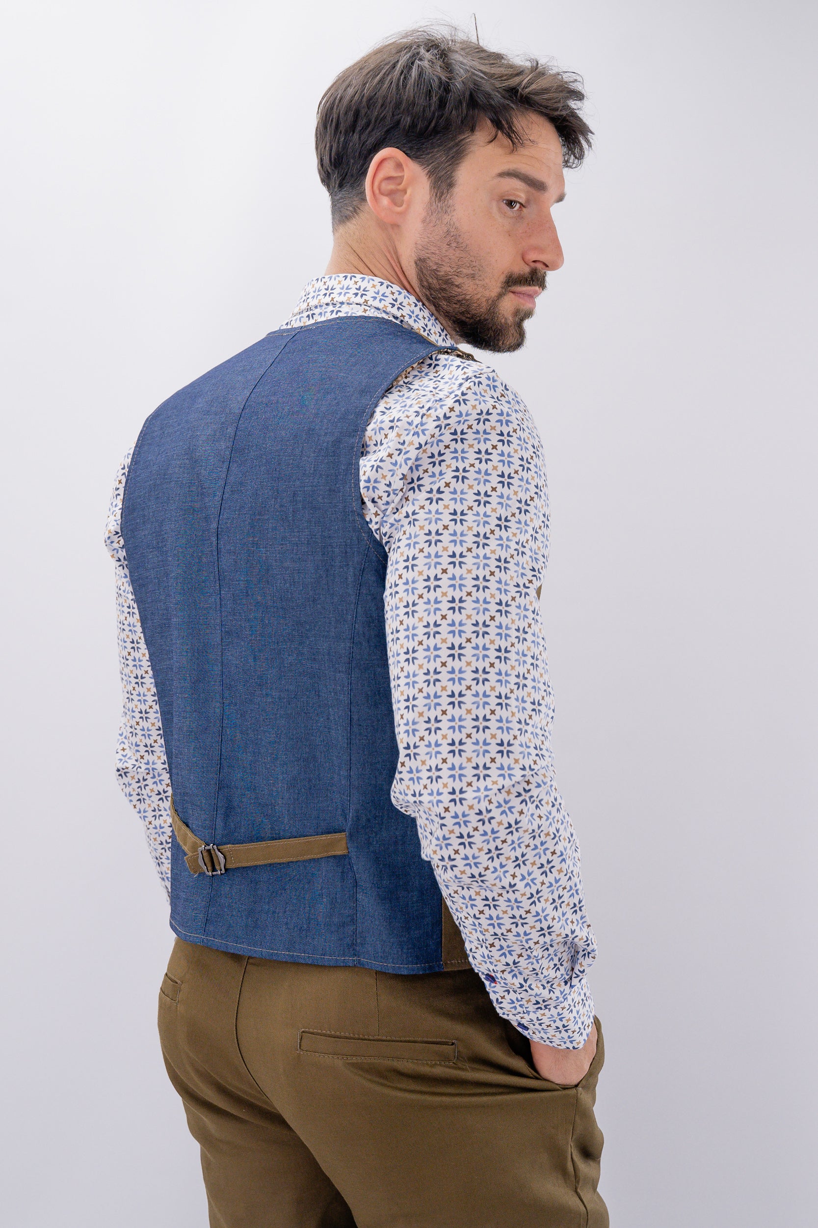 Gilet/panciotto con taschini