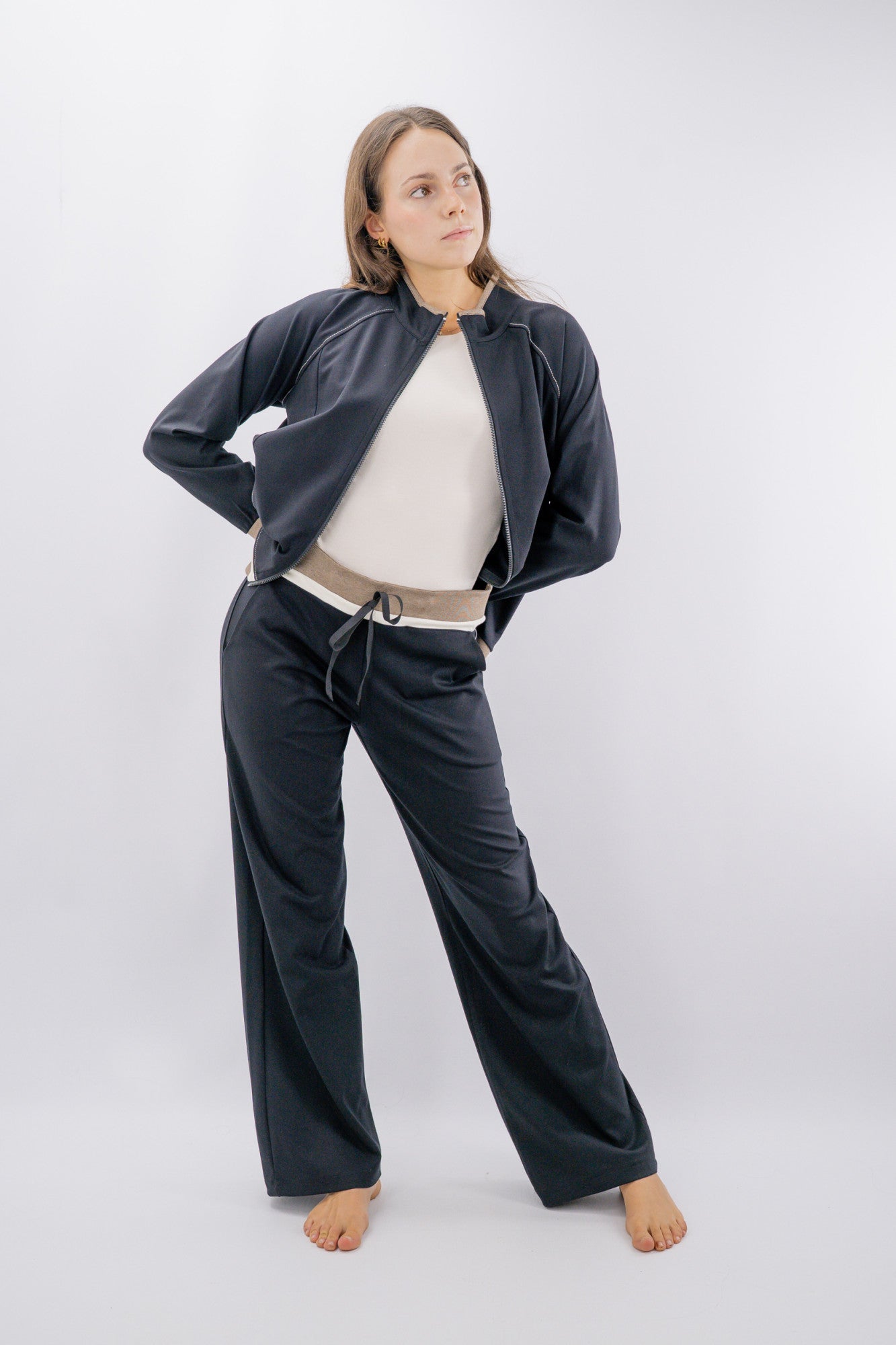 Pantalone a gamba ampia con cinturino elastico e coulisse