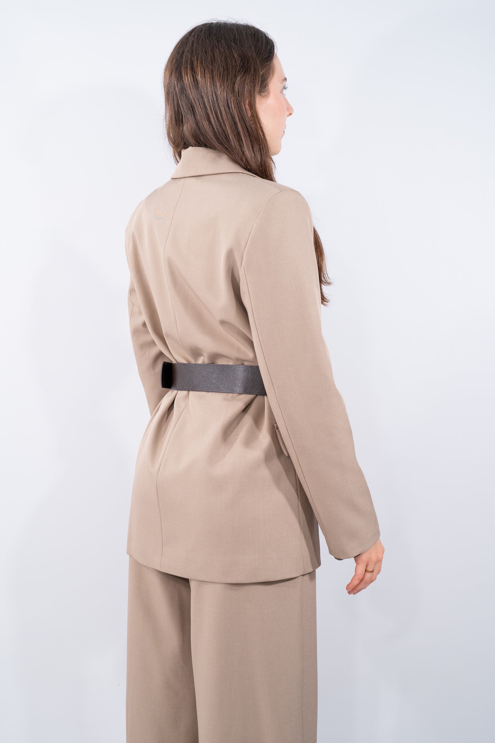 Blazer con foulard e cintura