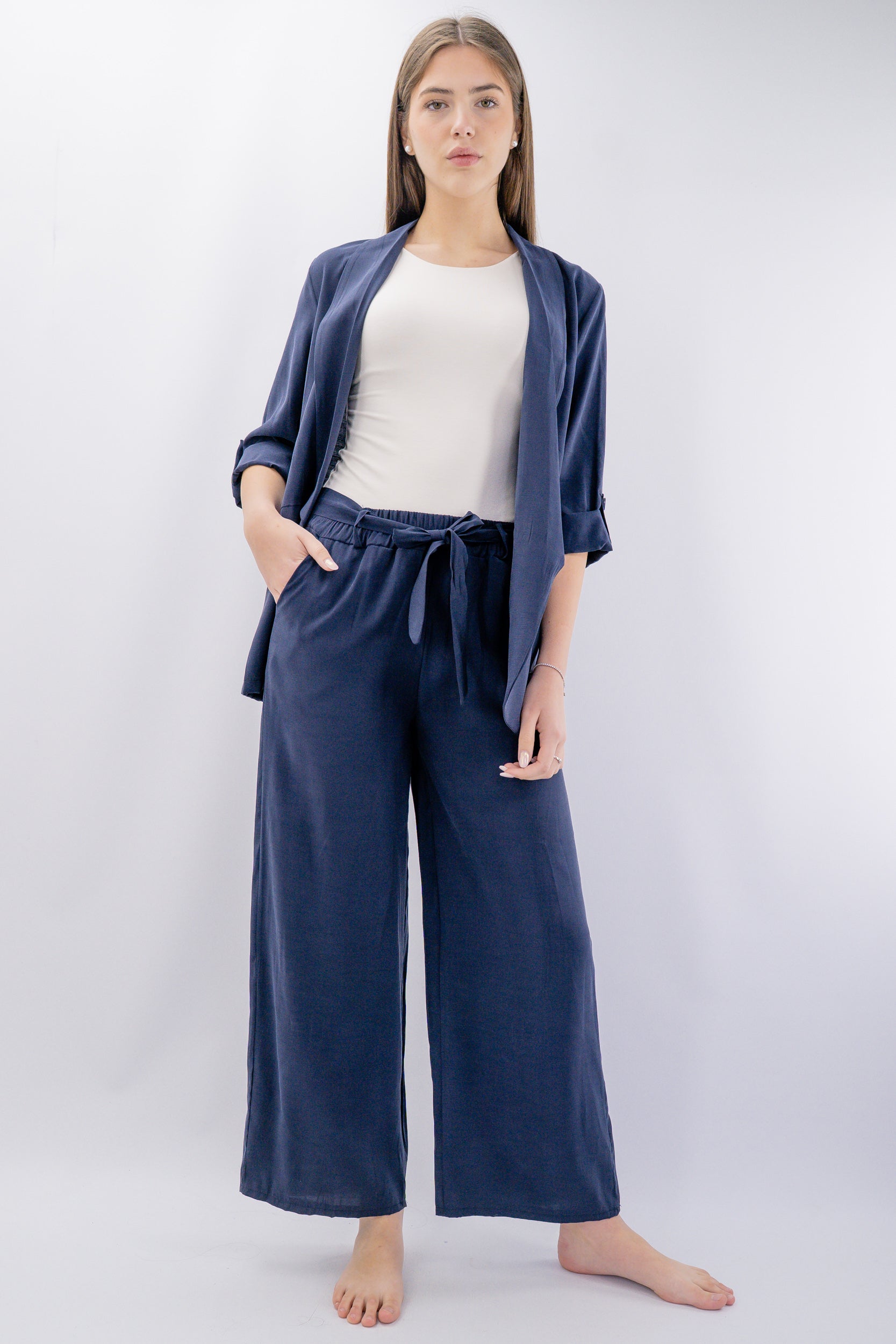 Blazer aperto fluido con maniche risvoltabili